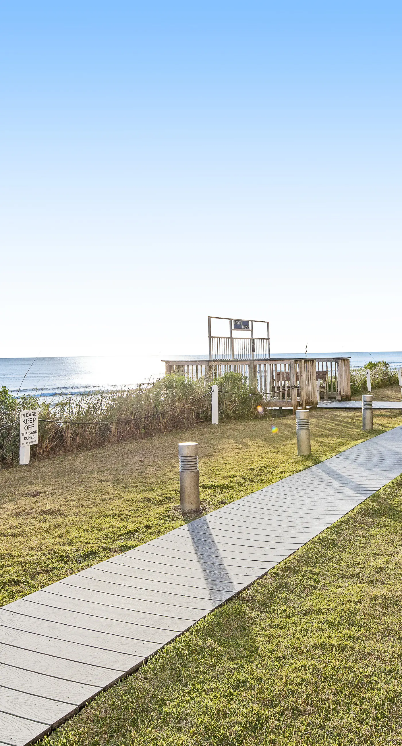 Well-equipped Gulf-front condo on 3rd floor with outdoor pool, grills & gym