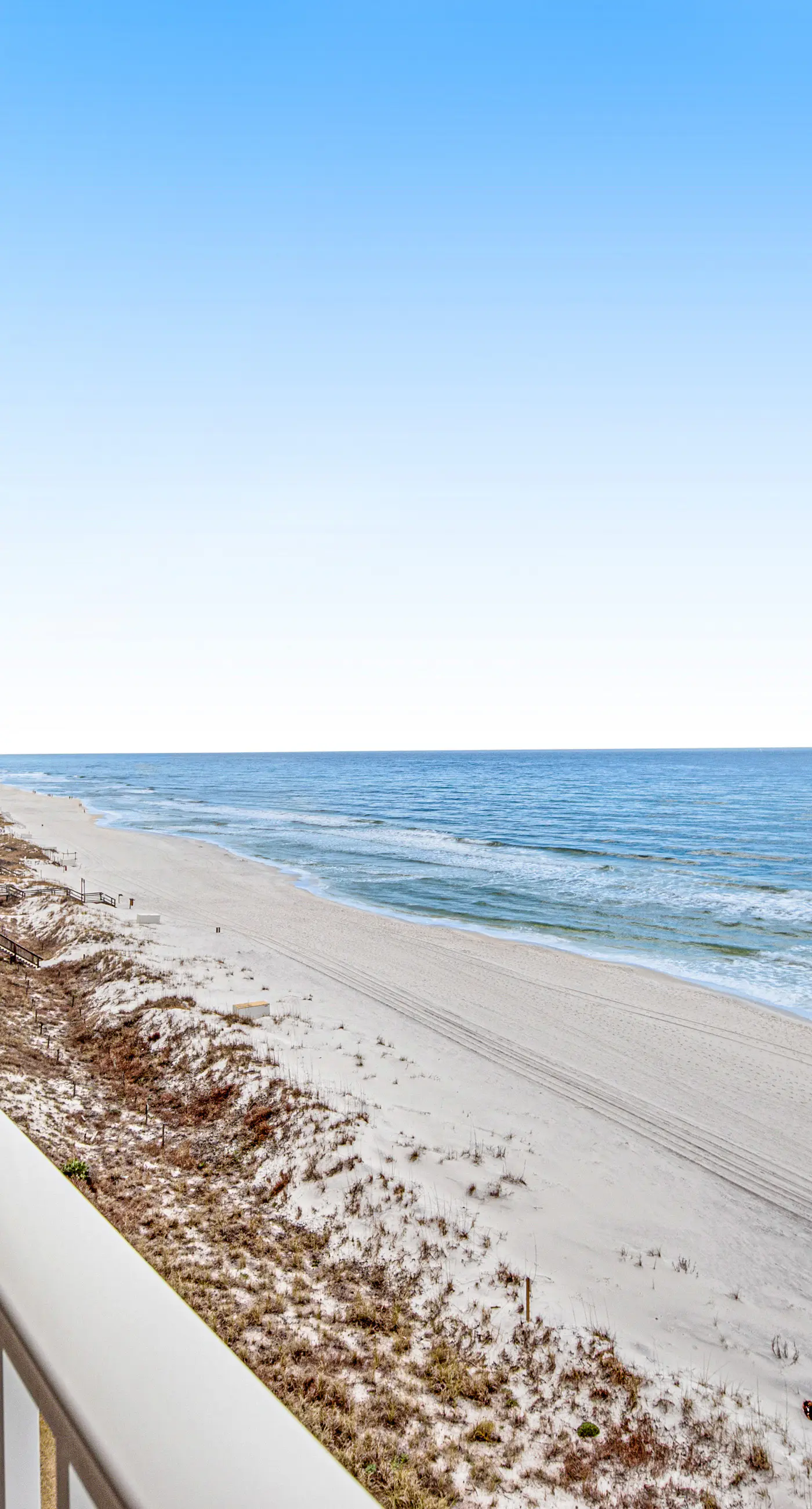 Seventh floor oceanfront condo with pool, ocean view & central AC