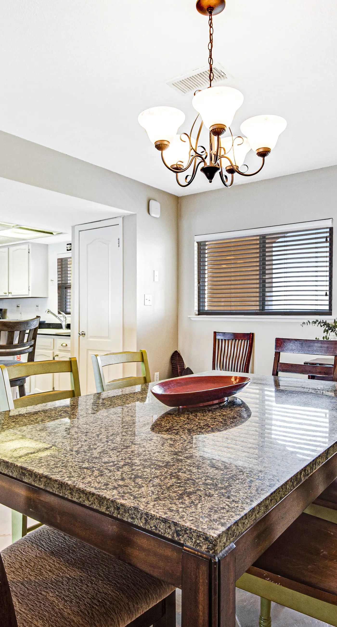 Seventh floor oceanfront condo with pool, ocean view & central AC