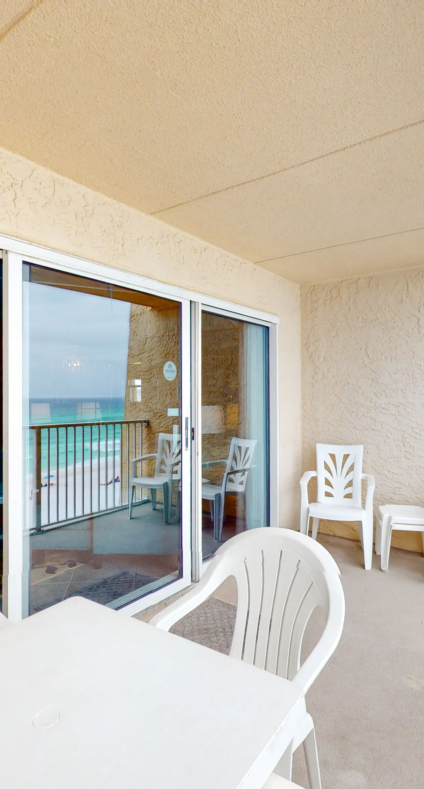 Gulf-front Condo on Fifth Floor with beach Views, pool & Gym