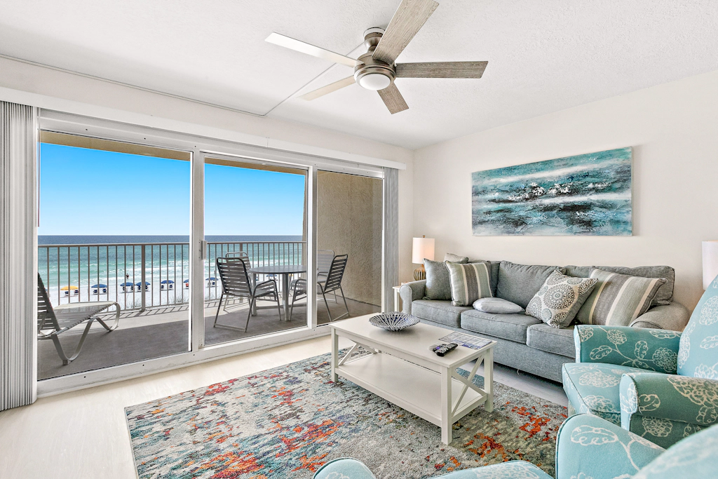 Second-Floor Gulf-front Condo with Beach Service & pool