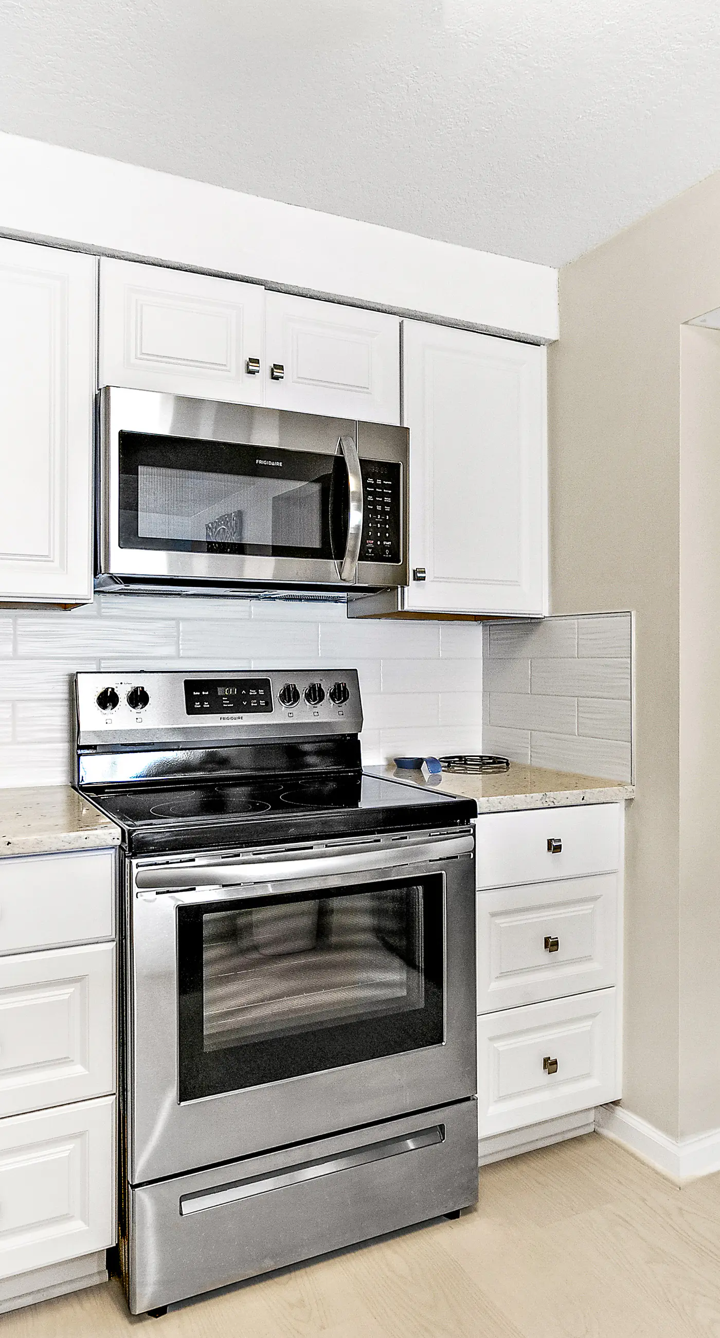 Second-Floor Gulf-front Condo with Beach Service & pool