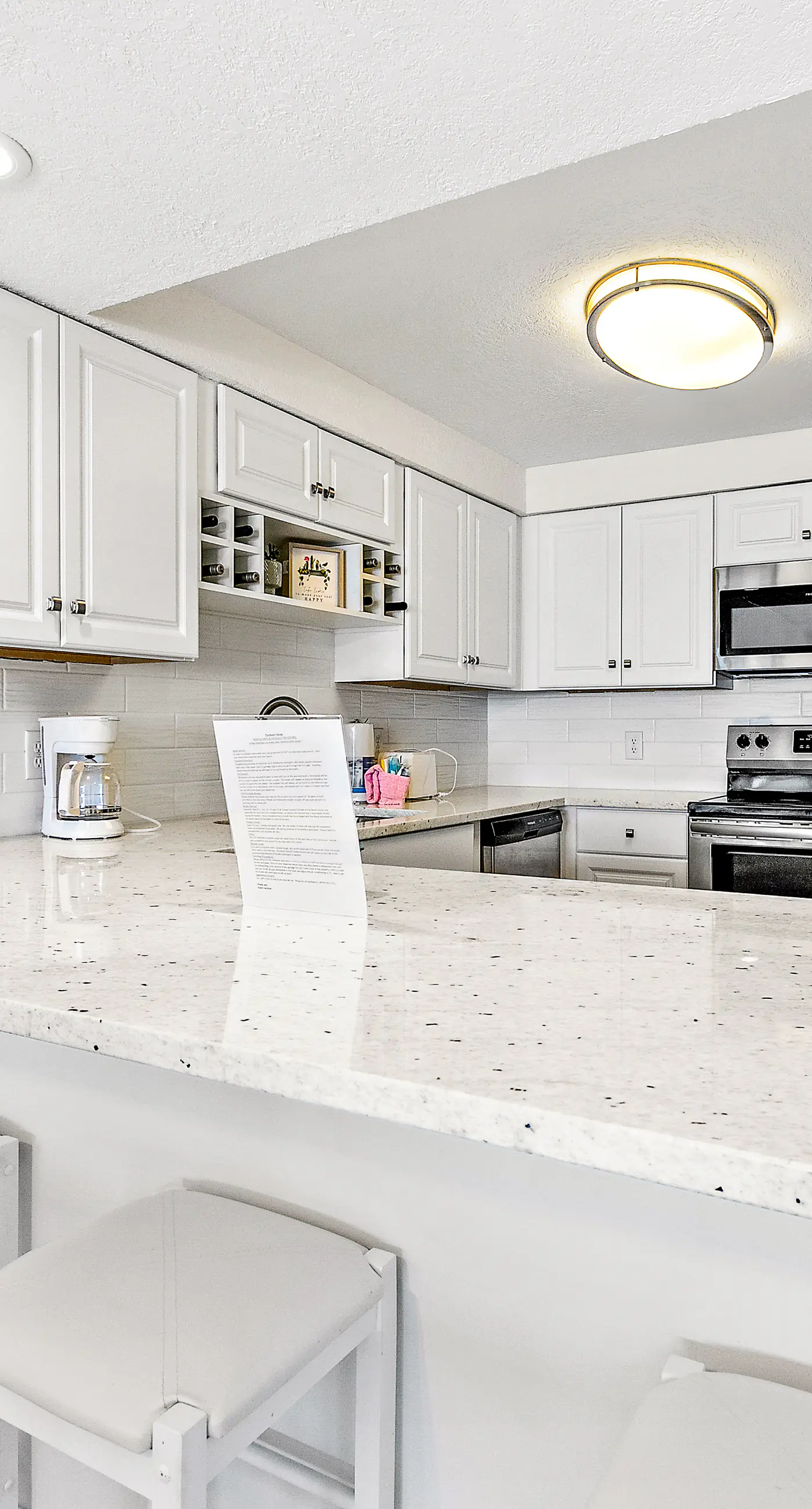 Second-Floor Gulf-front Condo with Beach Service & pool