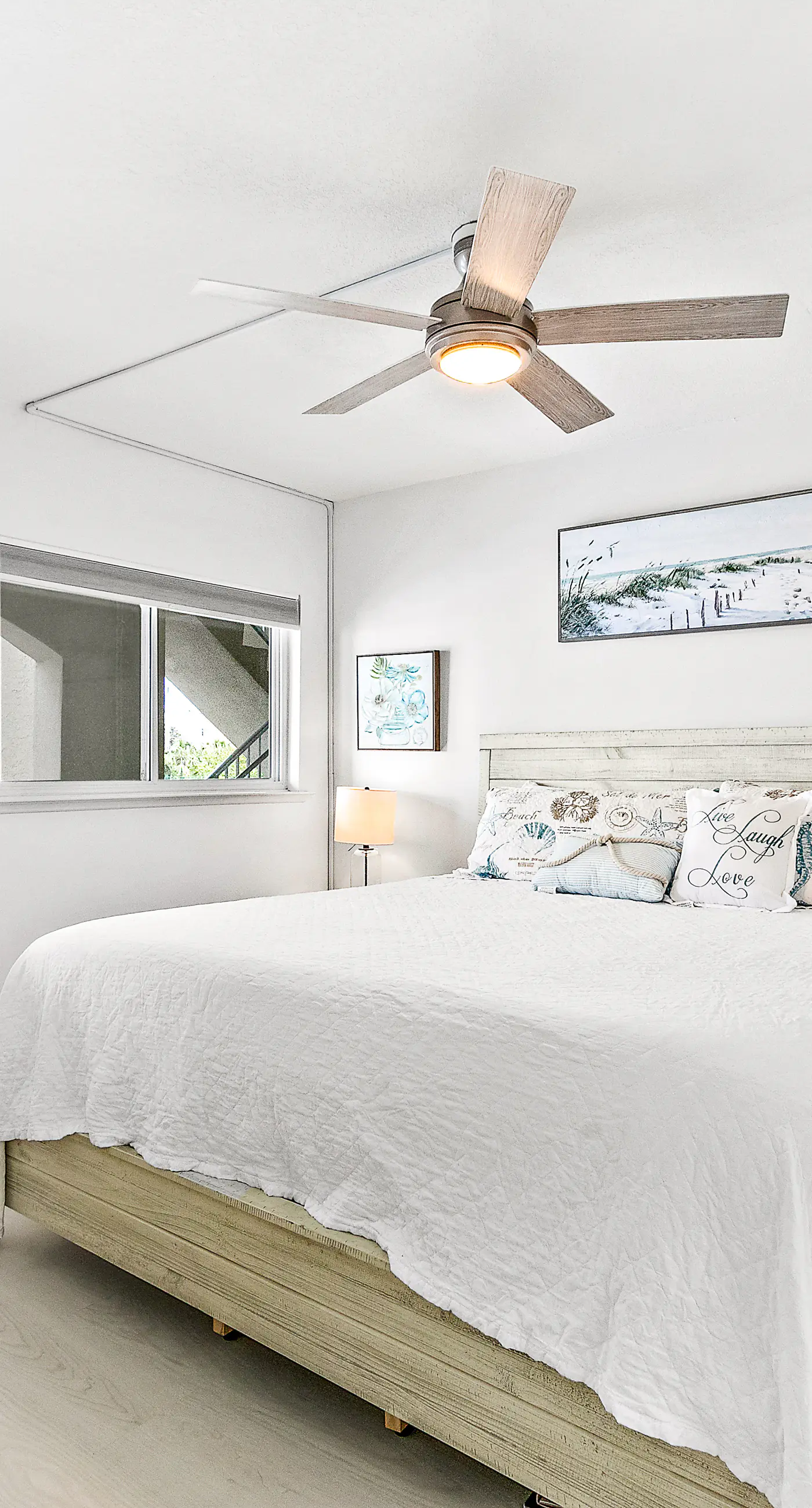 Second-Floor Gulf-front Condo with Beach Service & pool