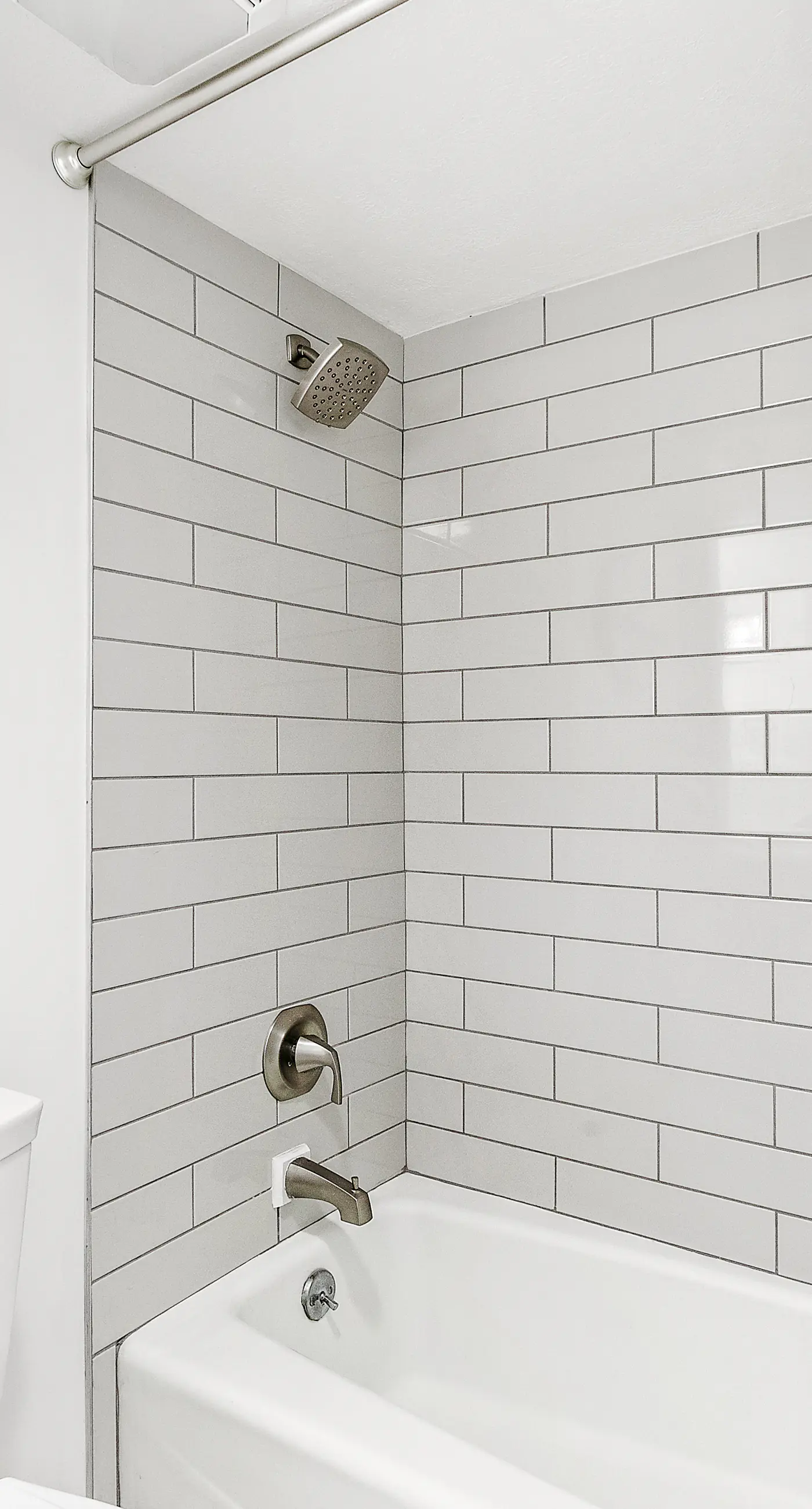 Second-Floor Gulf-front Condo with Beach Service & pool