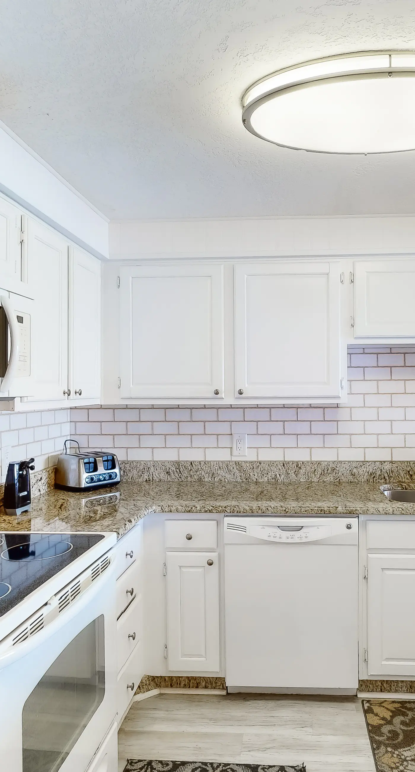 Gulf-front condo on bike path with beach views, outdoor pool, tennis & gym