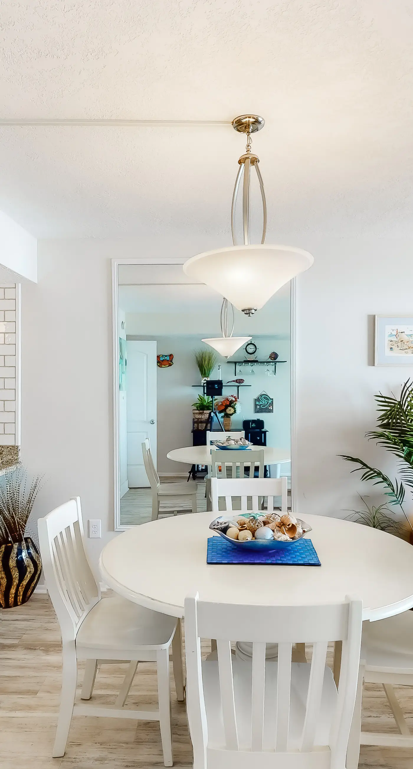 Gulf-front condo on bike path with beach views, outdoor pool, tennis & gym