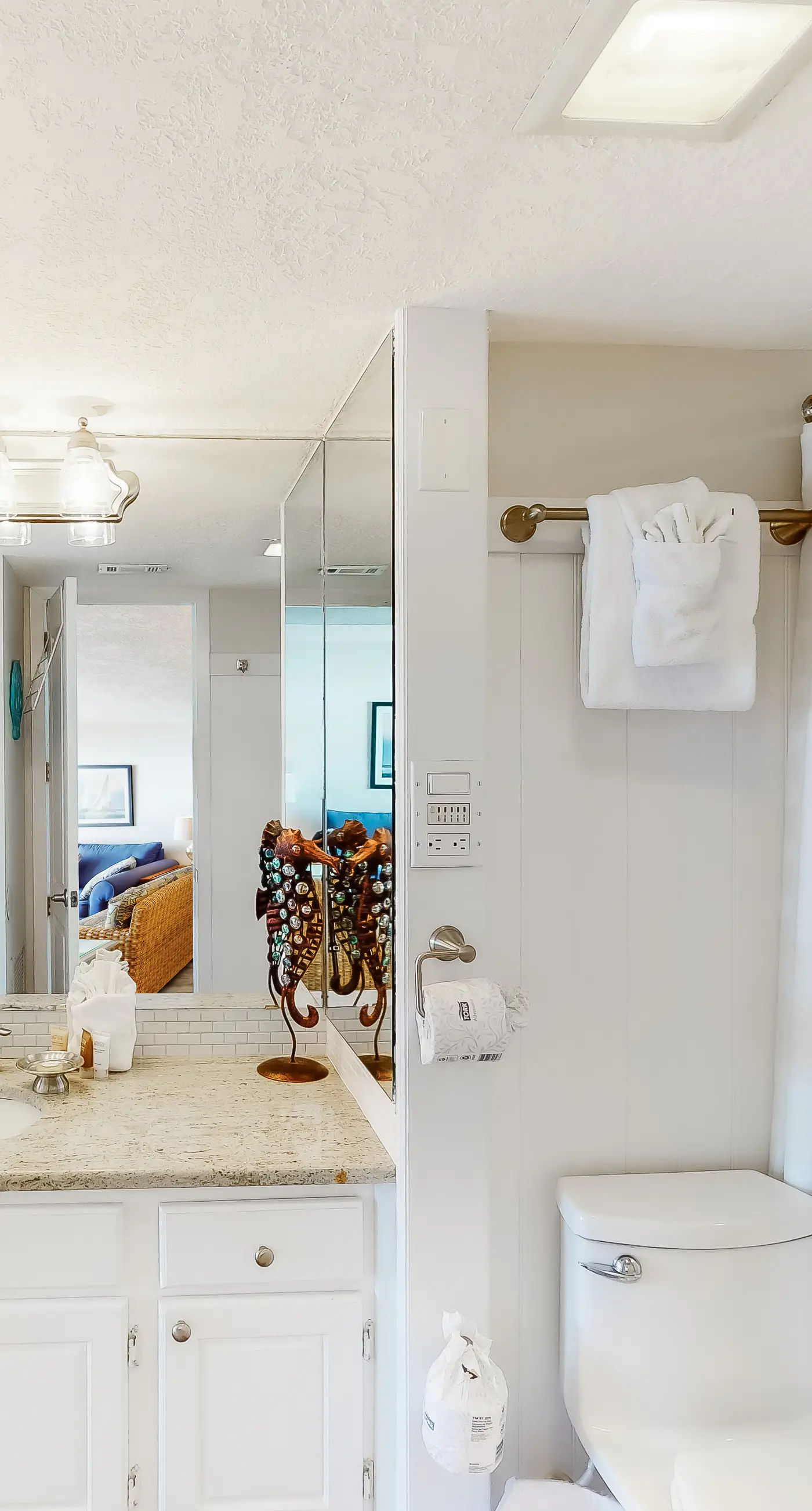 Gulf-front condo on bike path with beach views, outdoor pool, tennis & gym