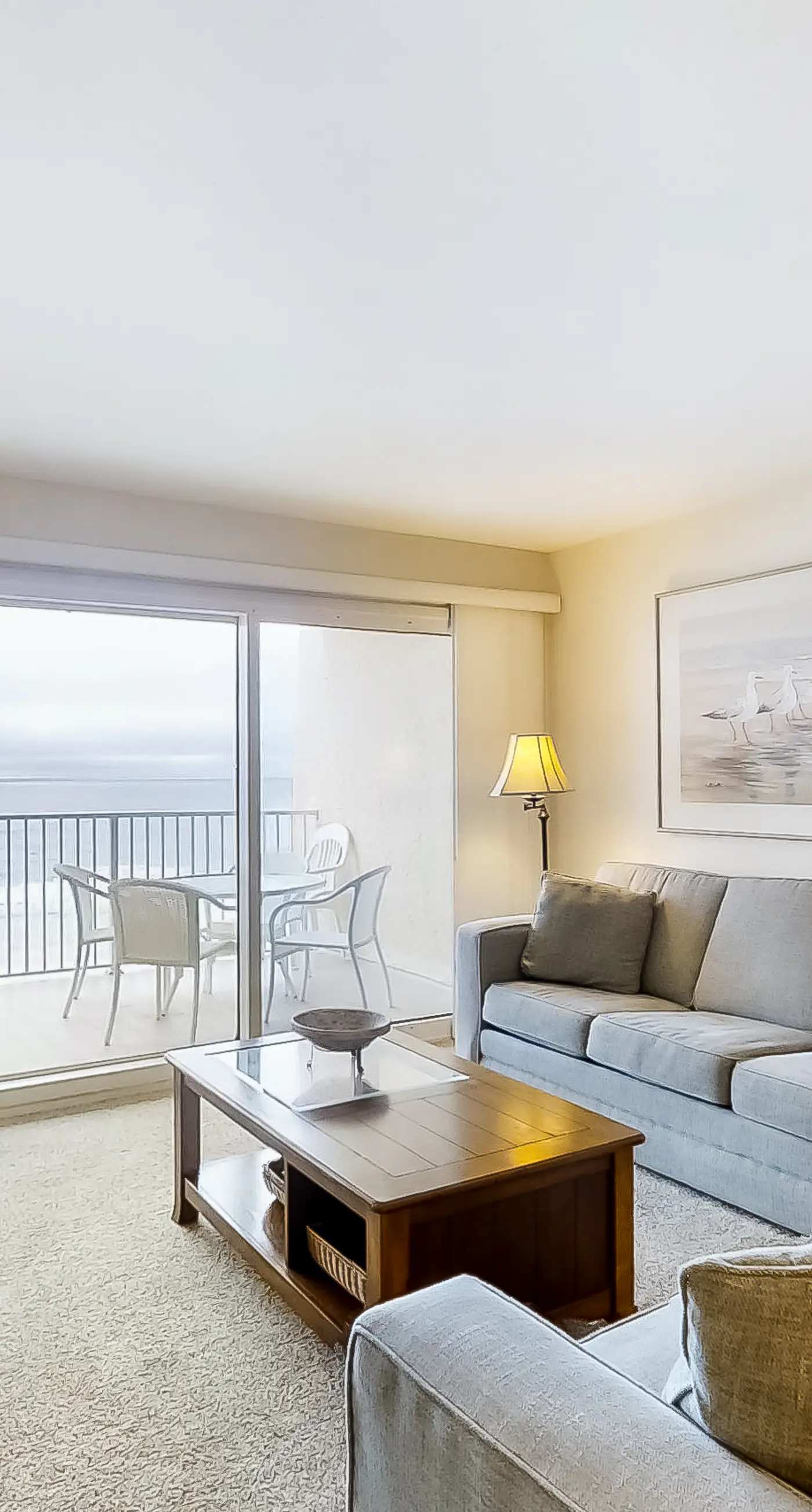 Bright oceanfront condo on 3rd floor with Gulf views, outdoor pool & gym