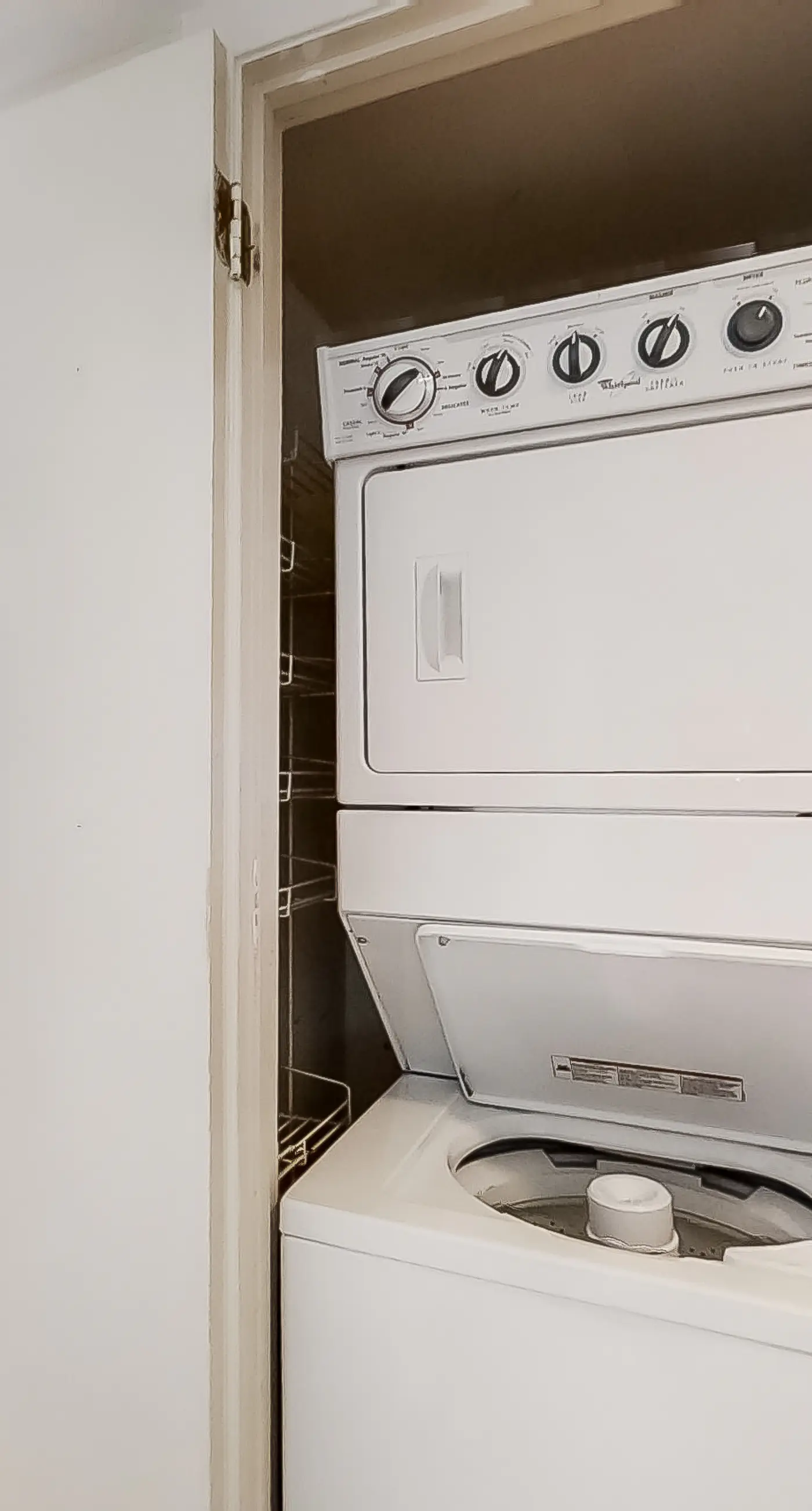 Bright oceanfront condo on 3rd floor with Gulf views, outdoor pool & gym