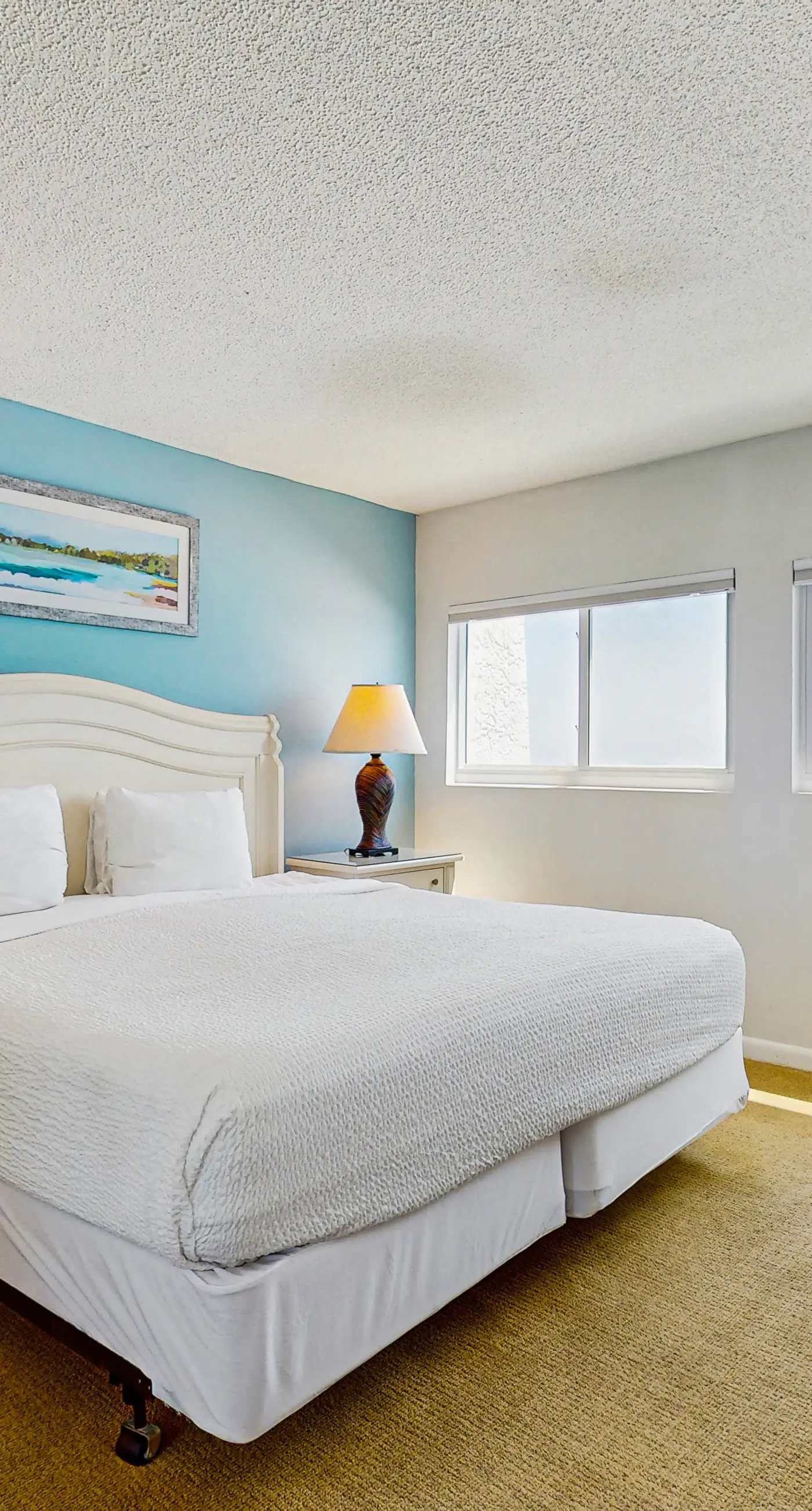 Gulf & Beachfront Condo on Fourth Floor with ocean Views, pool