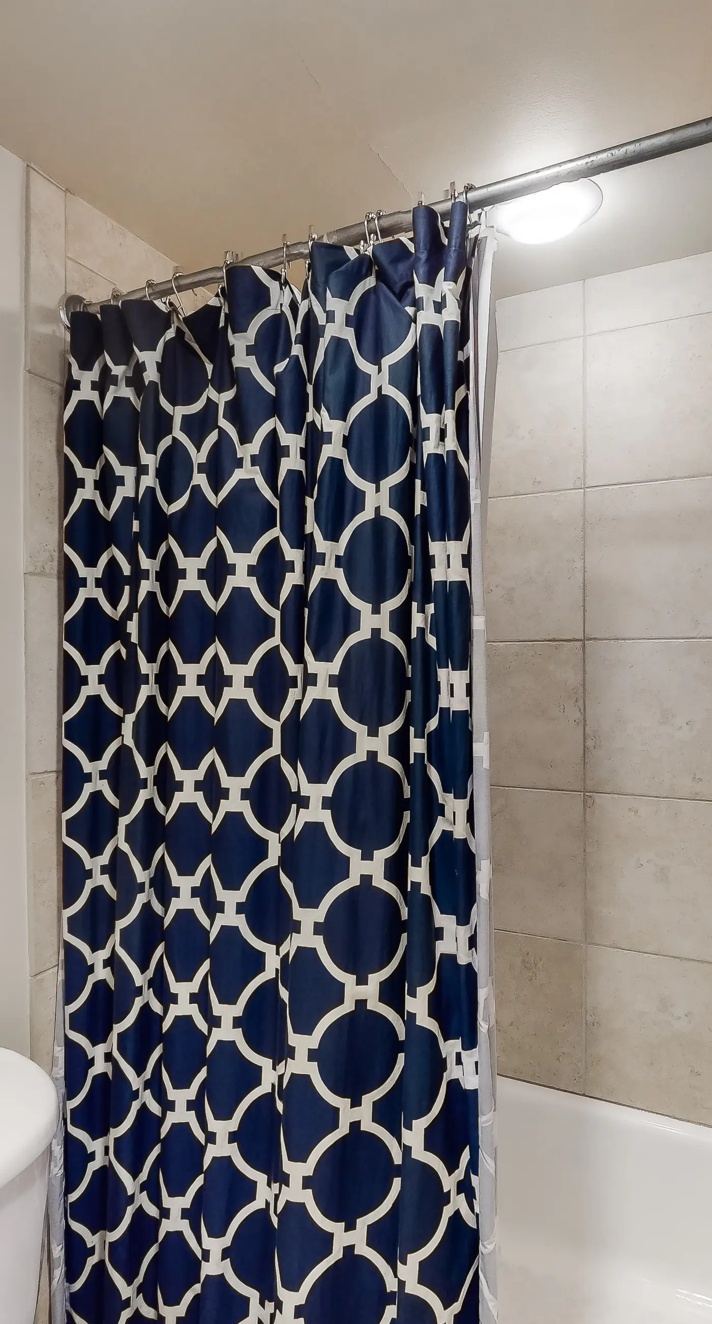 Beach & Gulf-front Condo on Fifth Floor with outdoor Pool, Gym