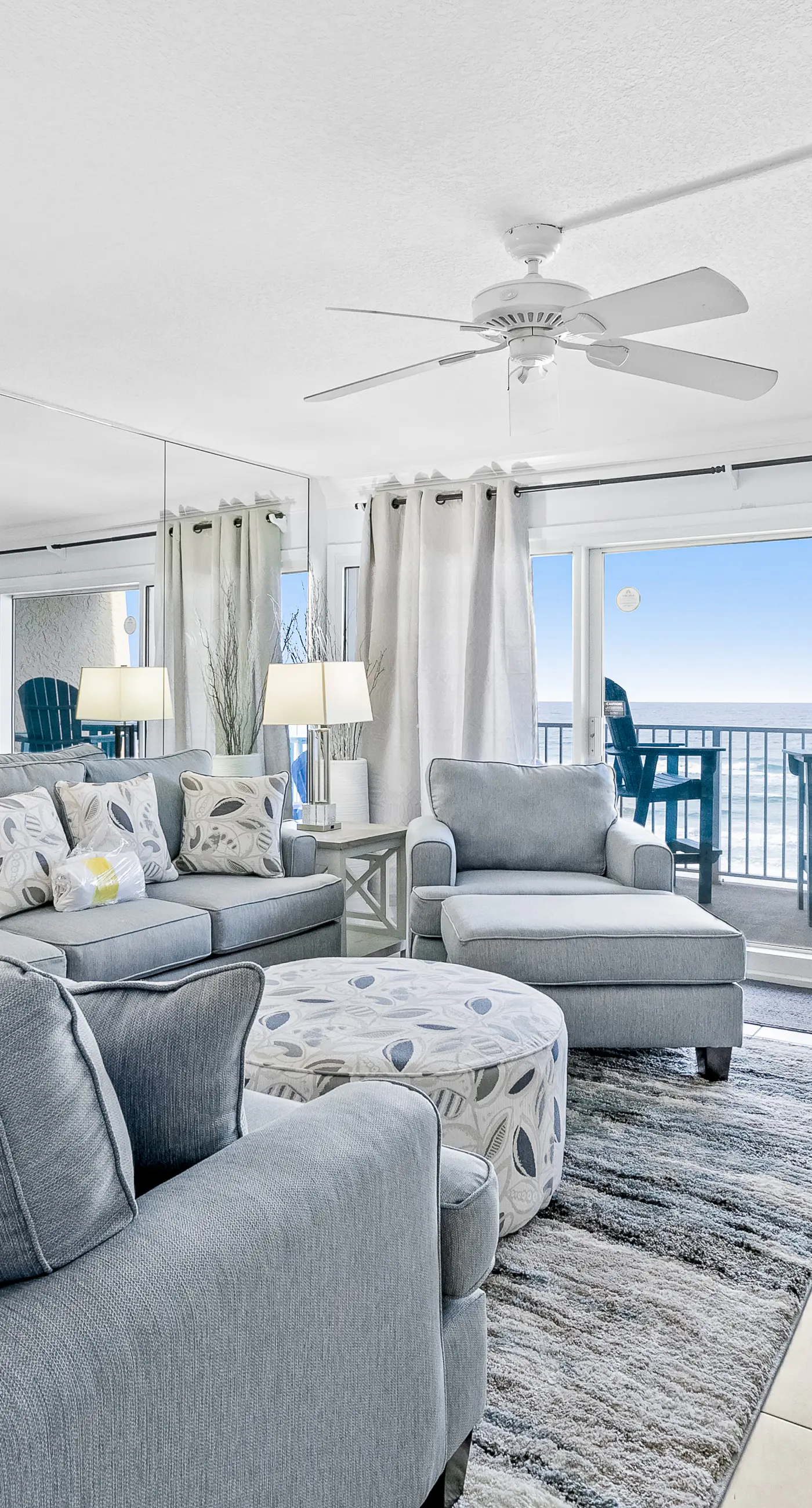 Snowbird-friendly Gulf-front condo with outdoor pool & gym