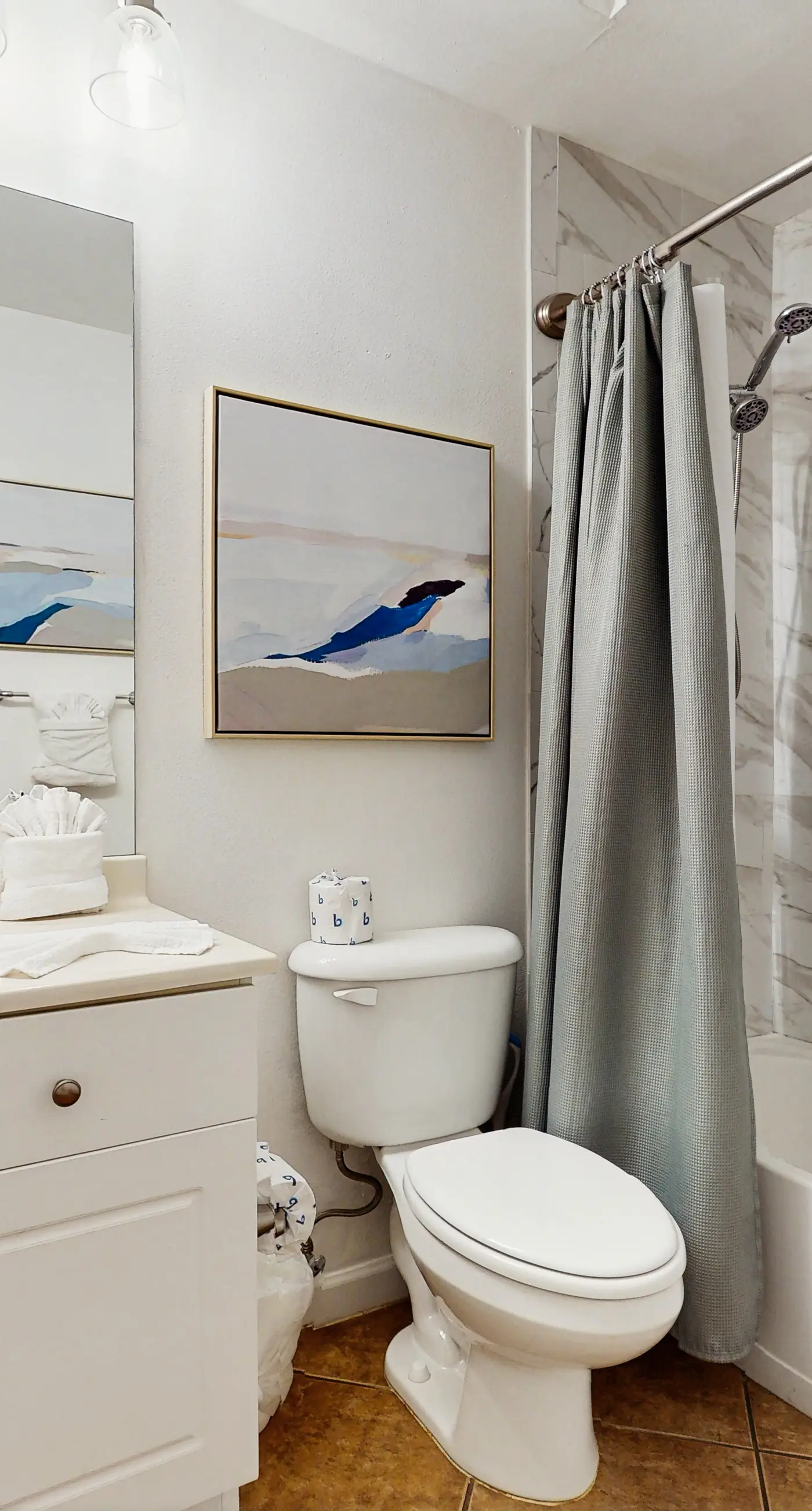 Comfortable ground floor condo with pool & hot tub access, W&D, WiFi, and AC