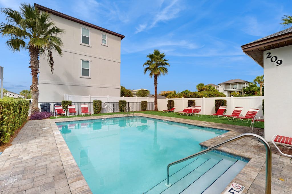 Spacious private home with patio, balconies, close to beaches & shared pool