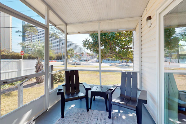 Summer Lake Townhomes 23