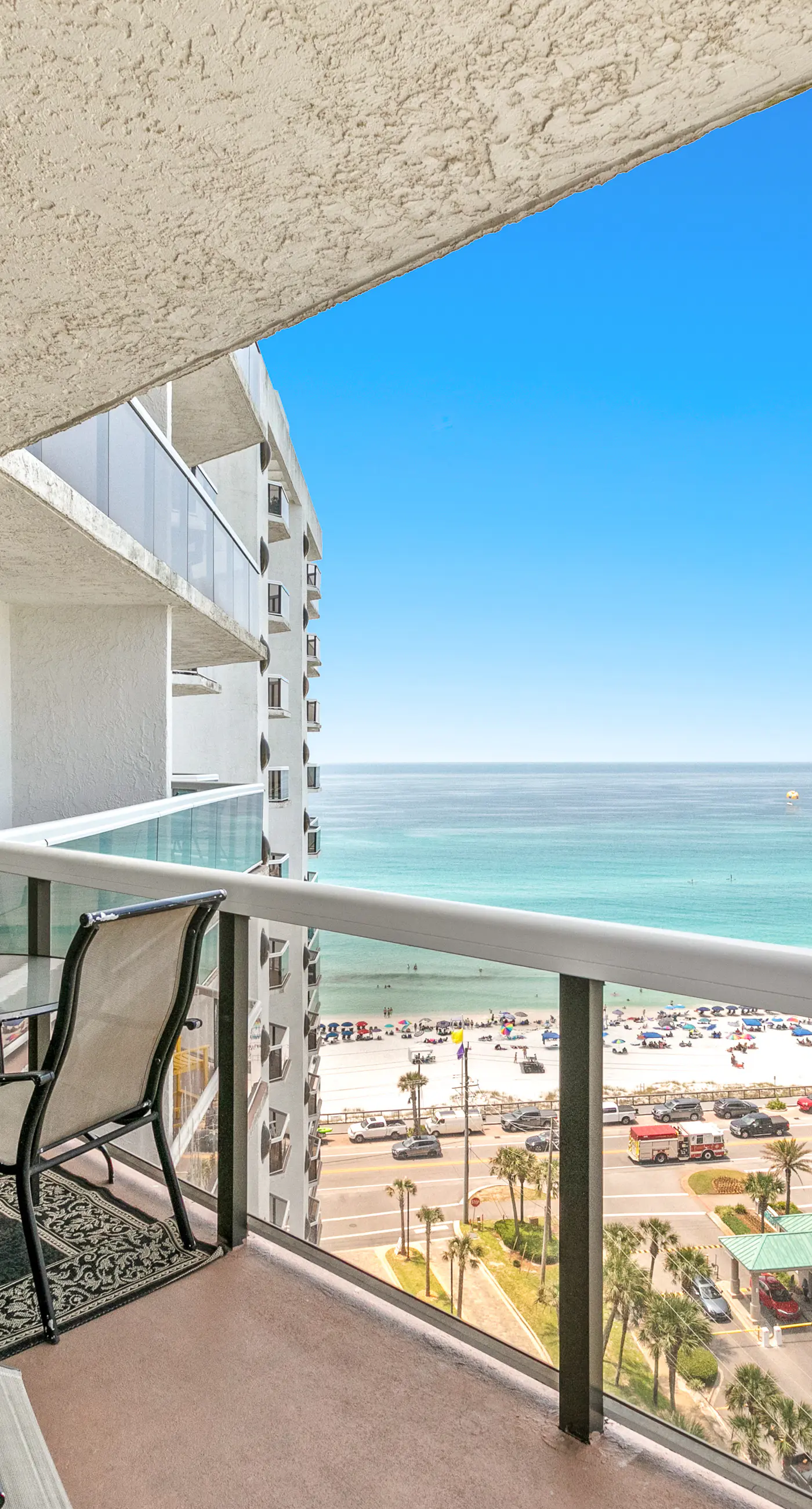 Amazing condo with gorgeous beach views, pool, & hot tub