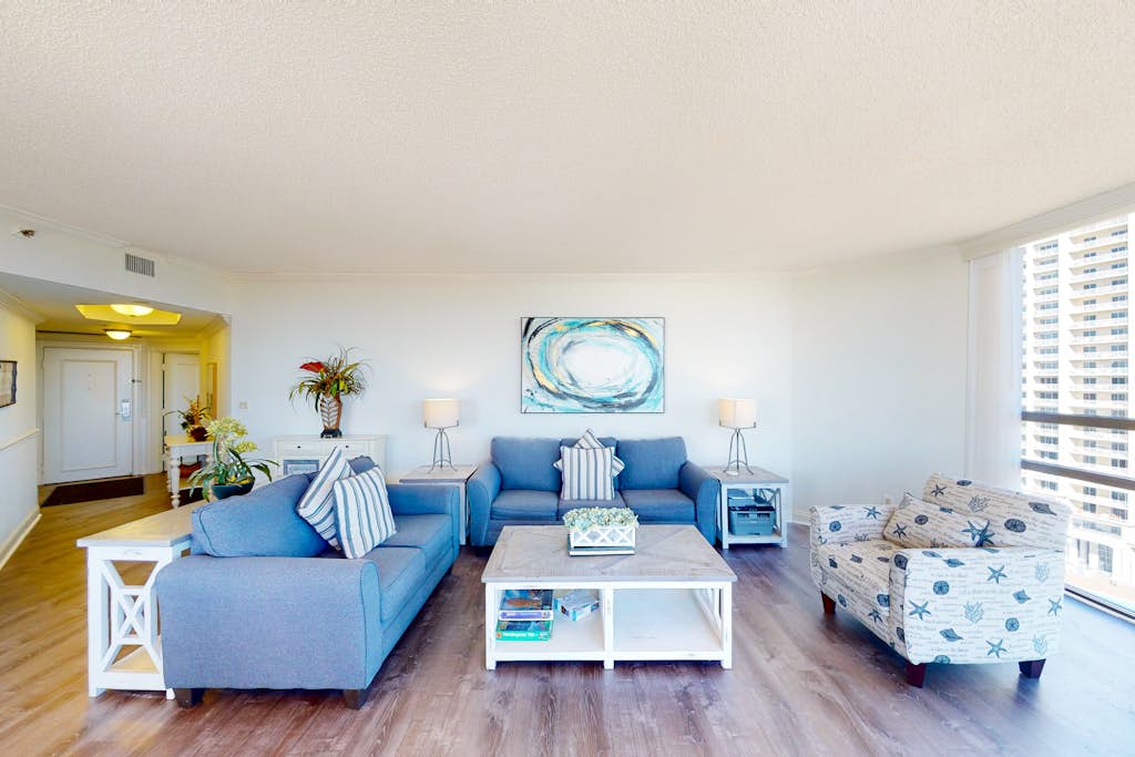 11th Floor condo with Gulf view - pool, hot tub, tennis, and fast WiFi access
