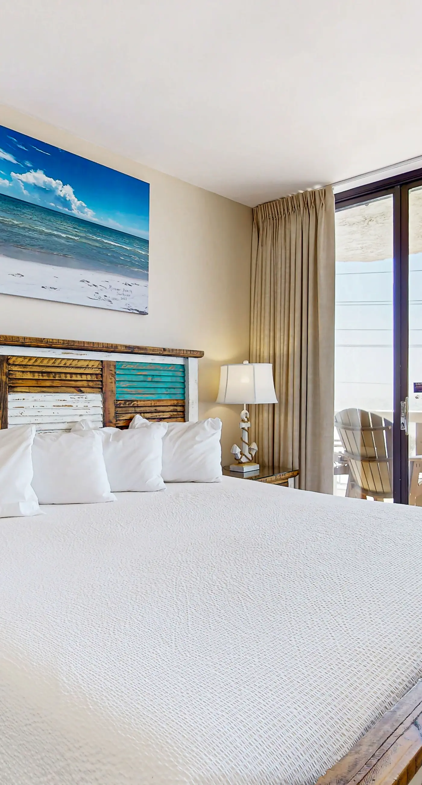 Beautiful Gulf-front retreat w/central AC, shared pool & hot tub, free WiFi,