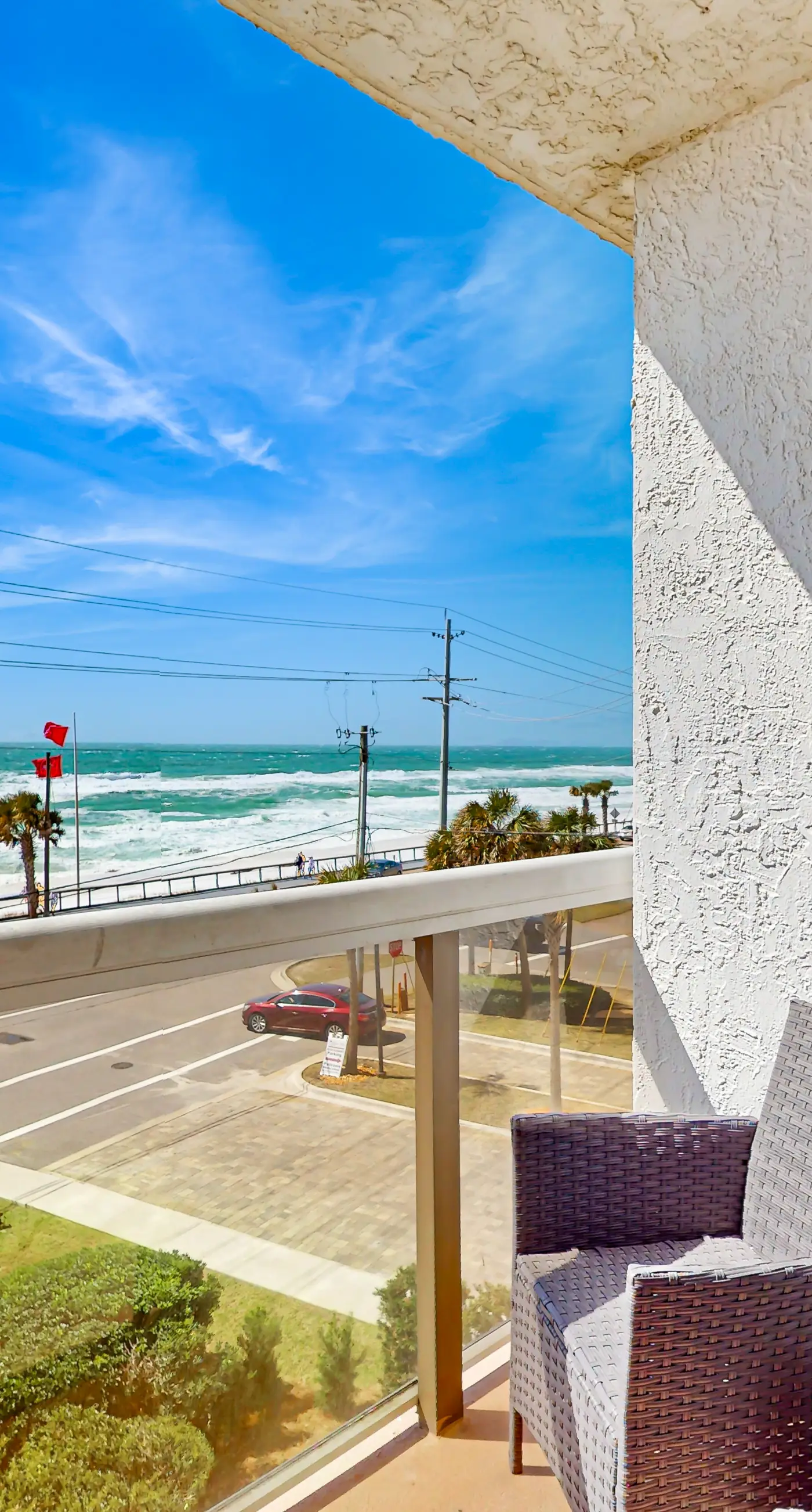 Beautiful Gulf-front retreat w/central AC, shared pool & hot tub, free WiFi,