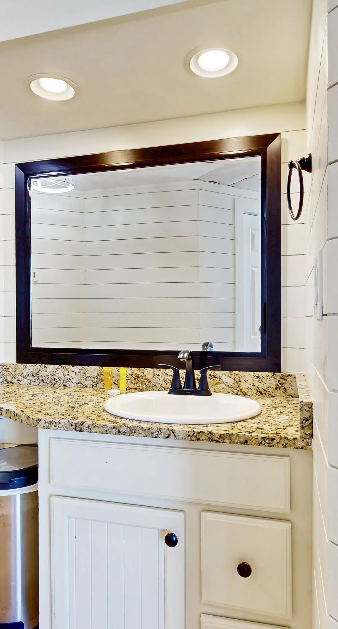 Beautiful Gulf-front retreat w/central AC, shared pool & hot tub, free WiFi,