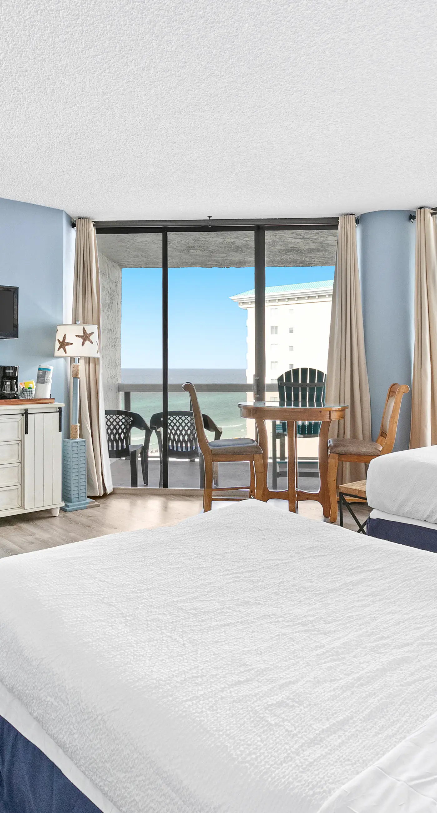 Surfside Resort 808b