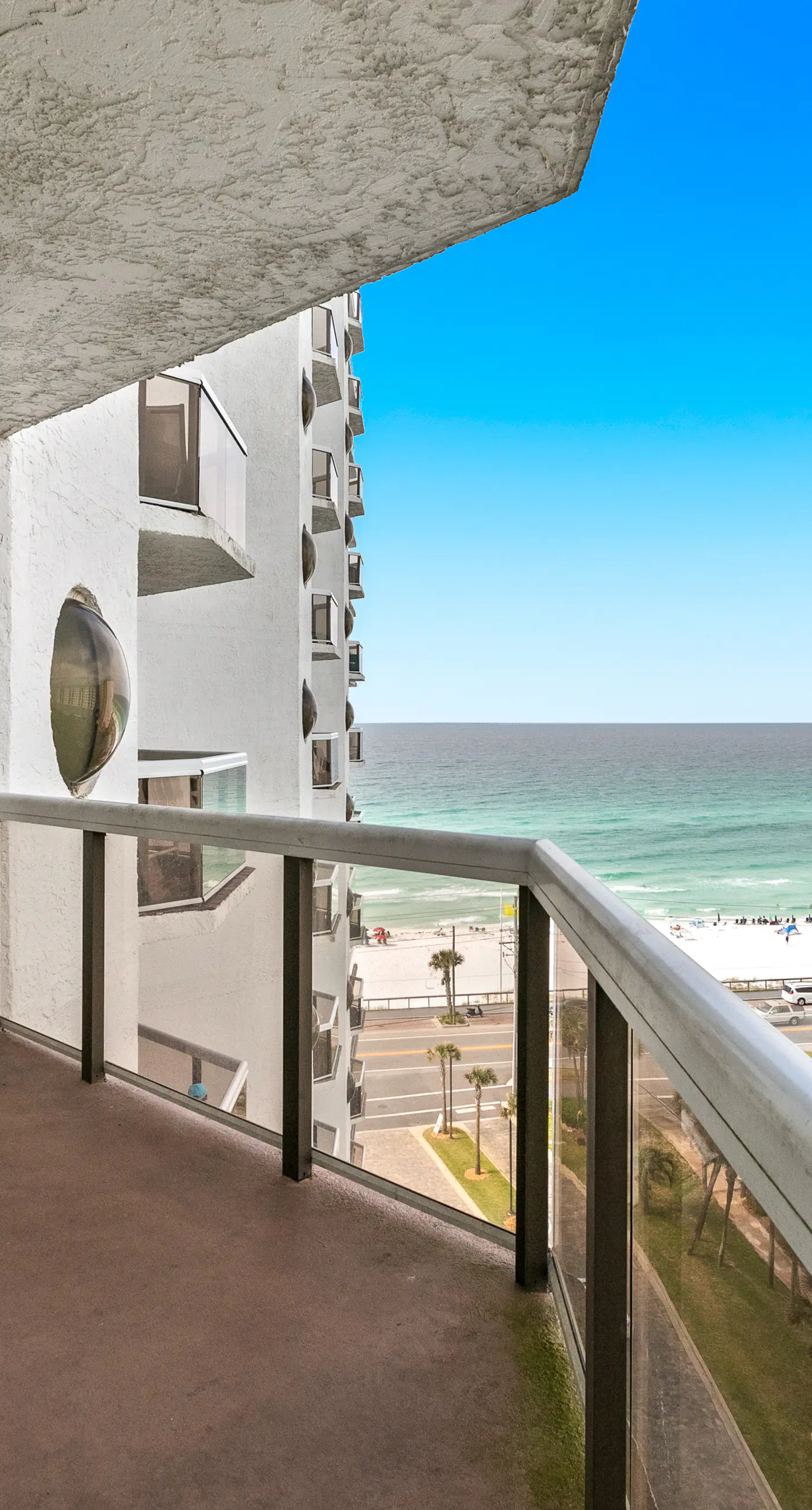 Surfside Resort 808b