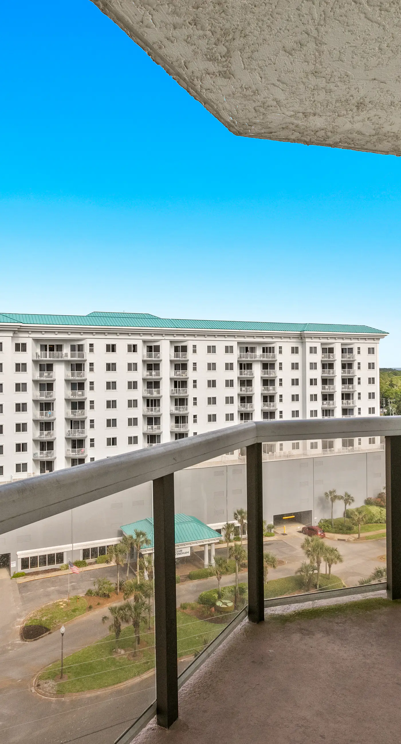 Surfside Resort 808b