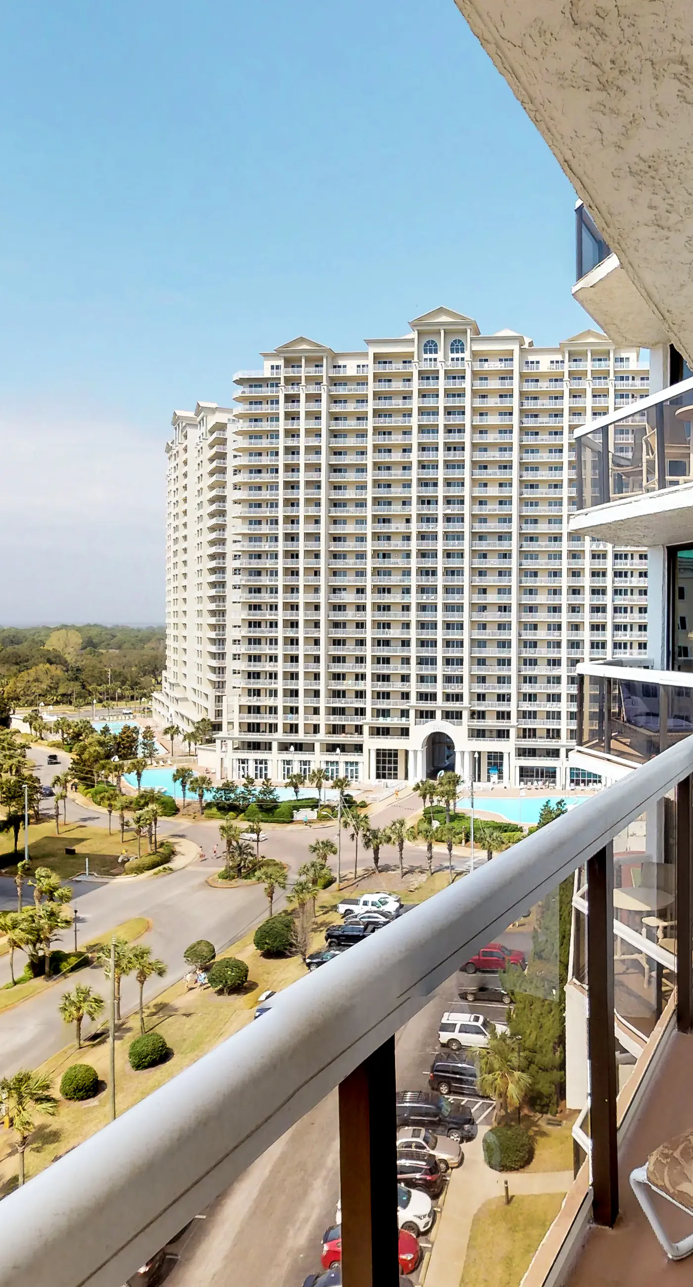 Surfside Resort 808b