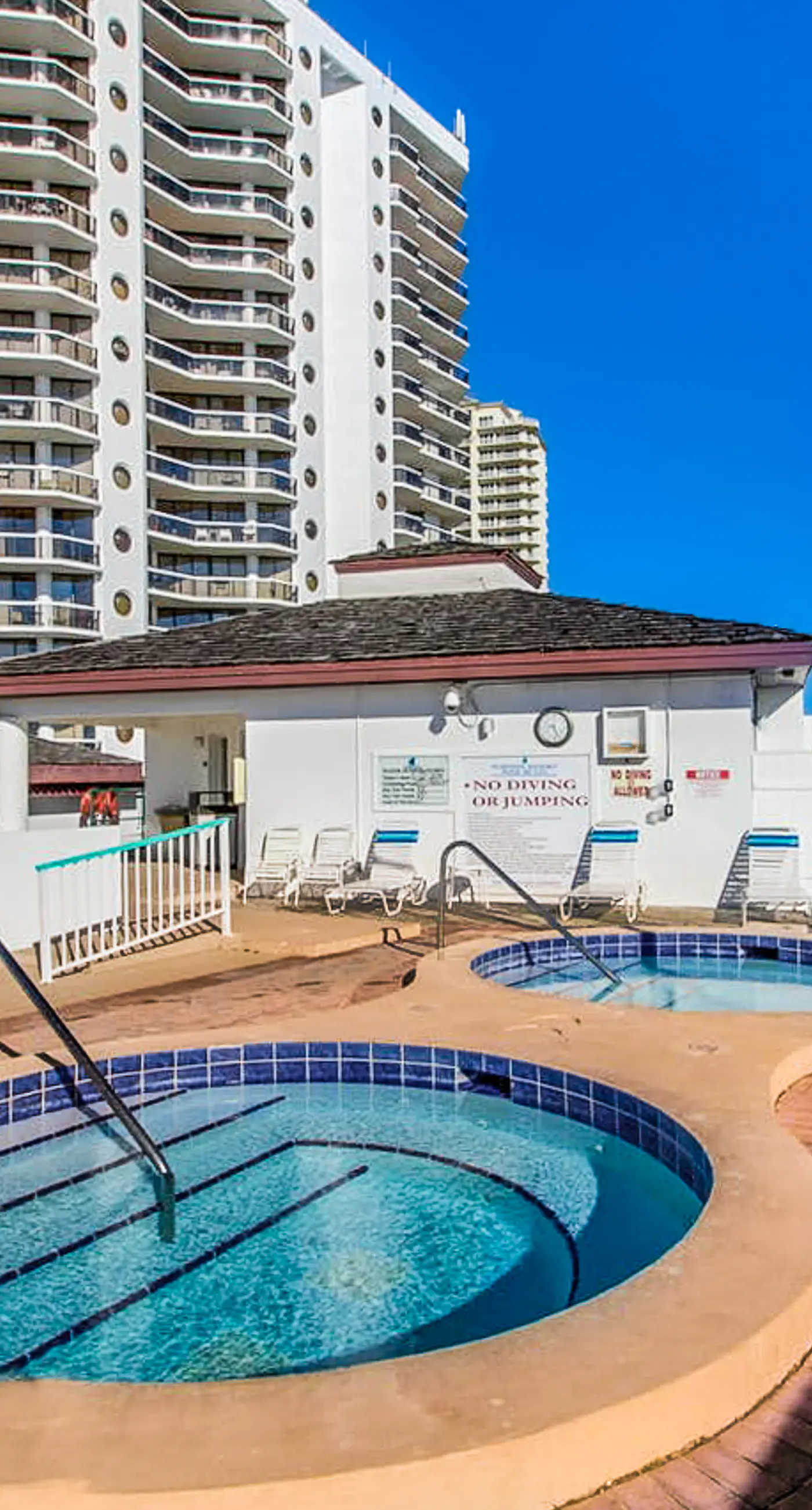 Surfside Resort 808b