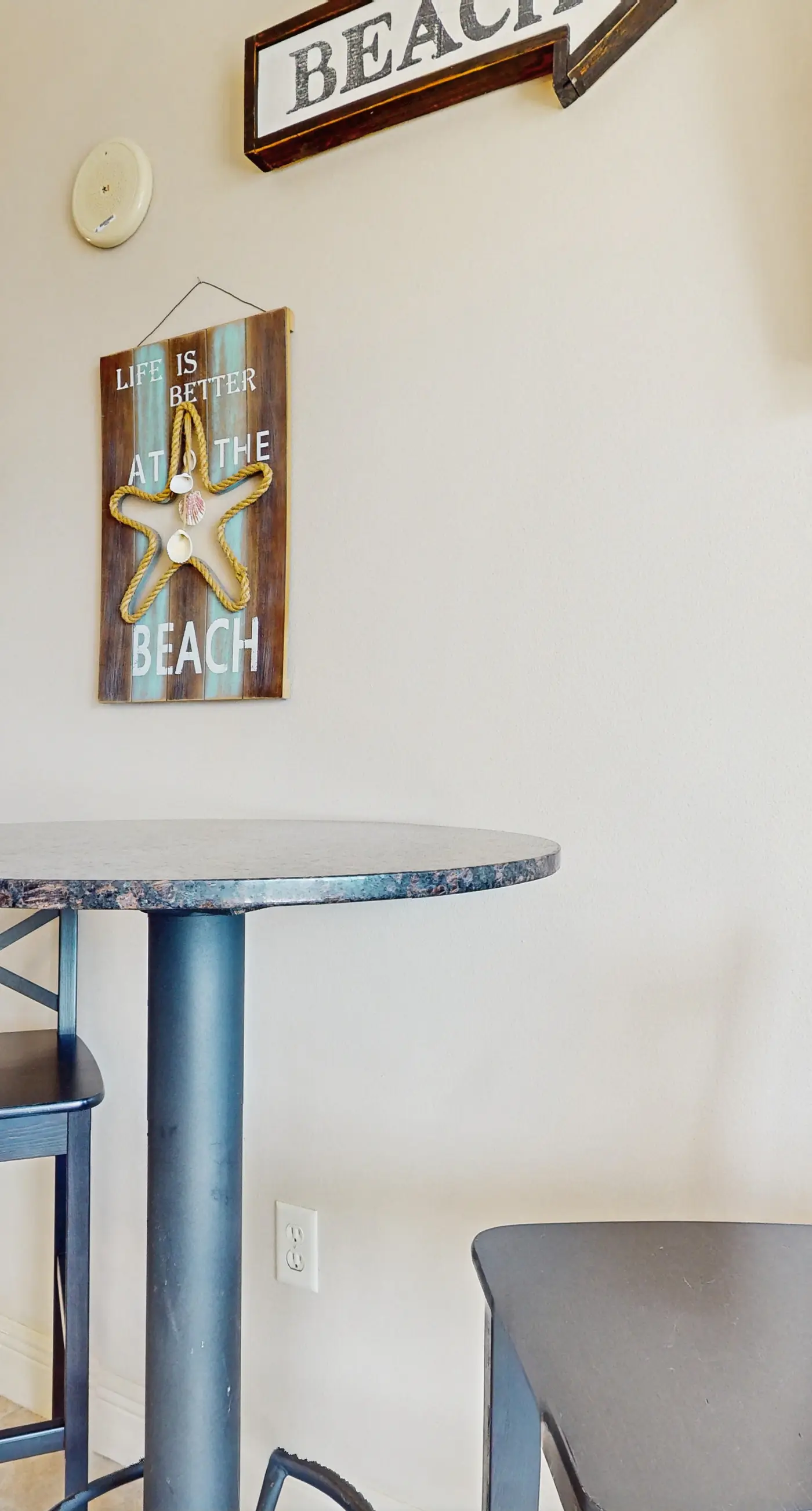 9th-floor ocean-view condo near beach with heated outdoor pool, gym, balcony