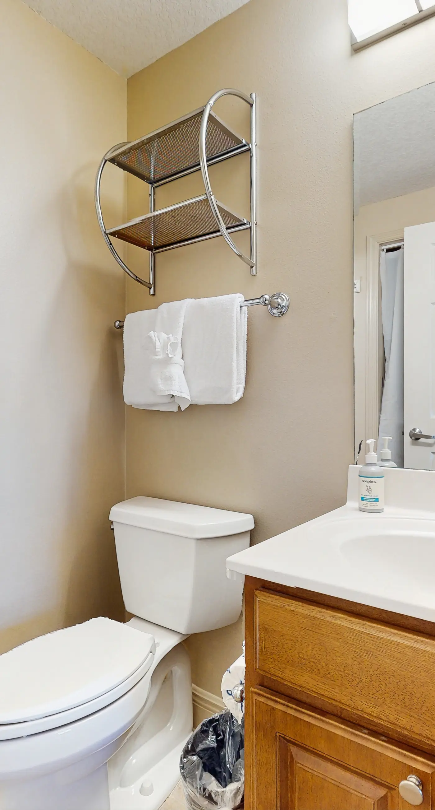 9th-floor ocean-view condo near beach with heated outdoor pool, gym, balcony