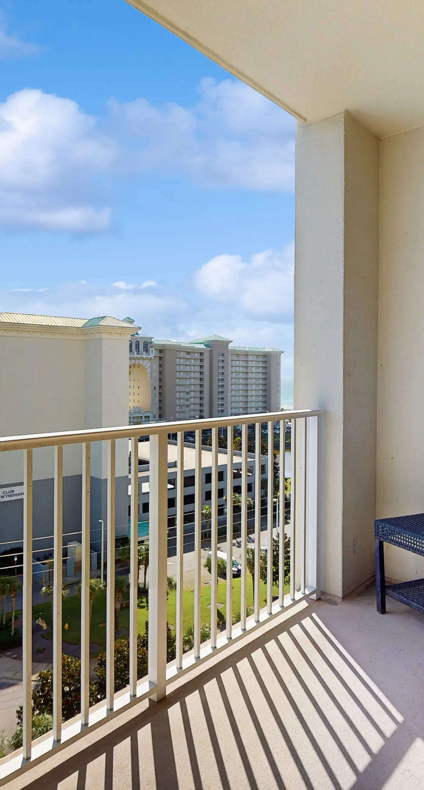 9th-floor ocean-view condo near beach with heated outdoor pool, gym, balcony