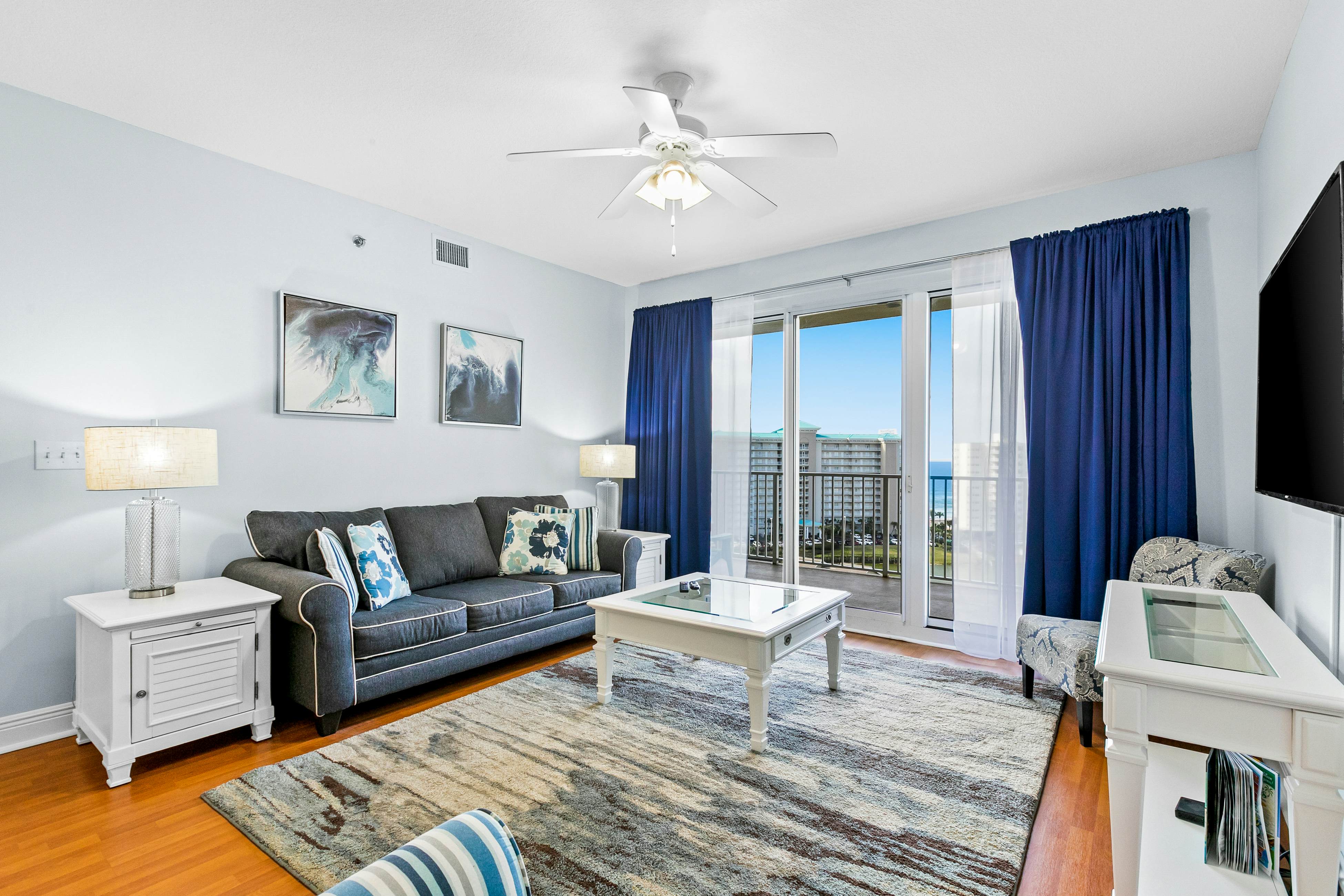 Snowbird-friendly, 11th floor beach condo with balcony, beach views, & shared pool