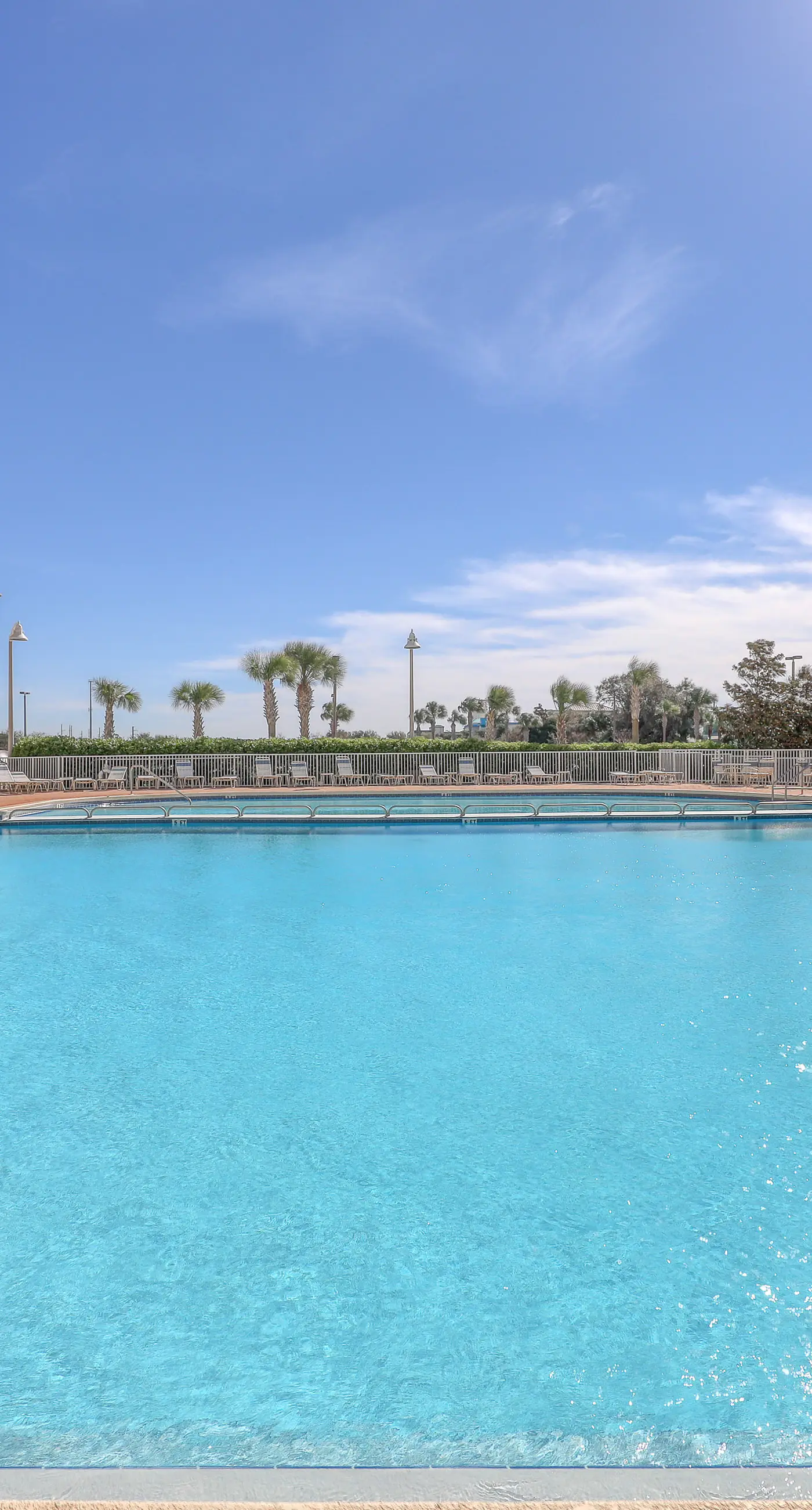 Snowbird-friendly, 11th floor beach condo with balcony, beach views, & shared pool