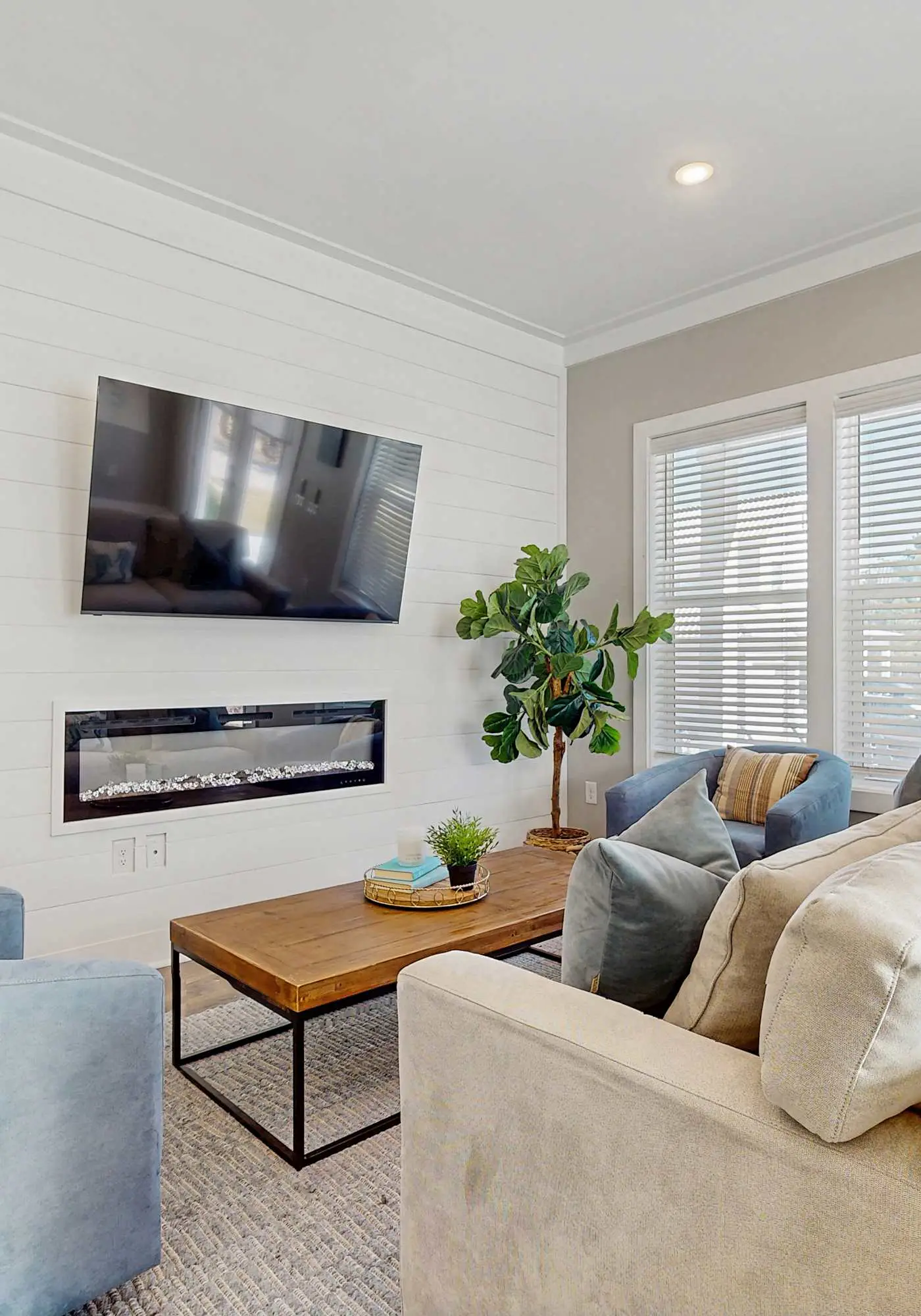 Modern 30A Retreat | Walk/Bike to Beach | Golf Cart