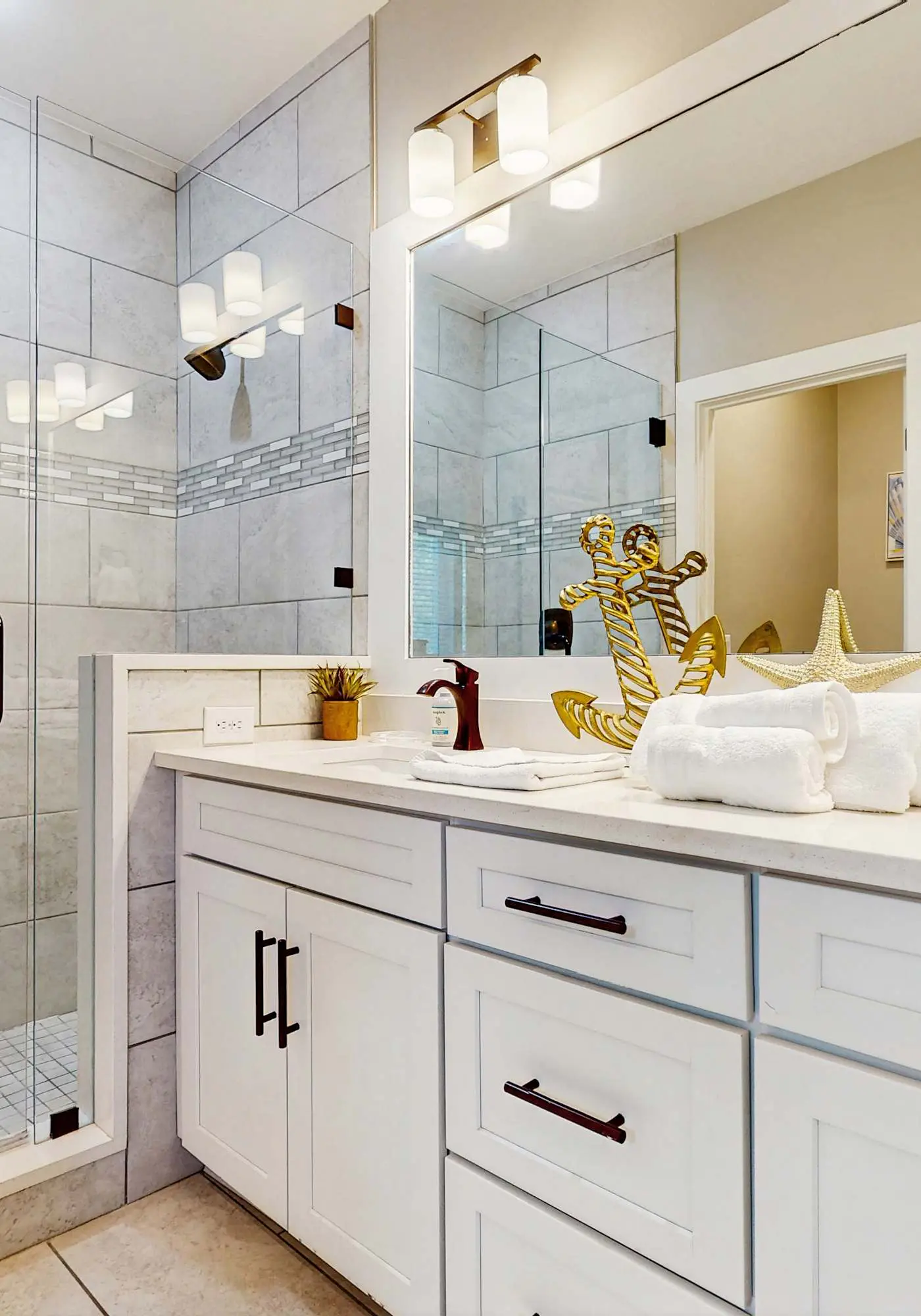Modern 30A Retreat | Walk/Bike to Beach | Golf Cart