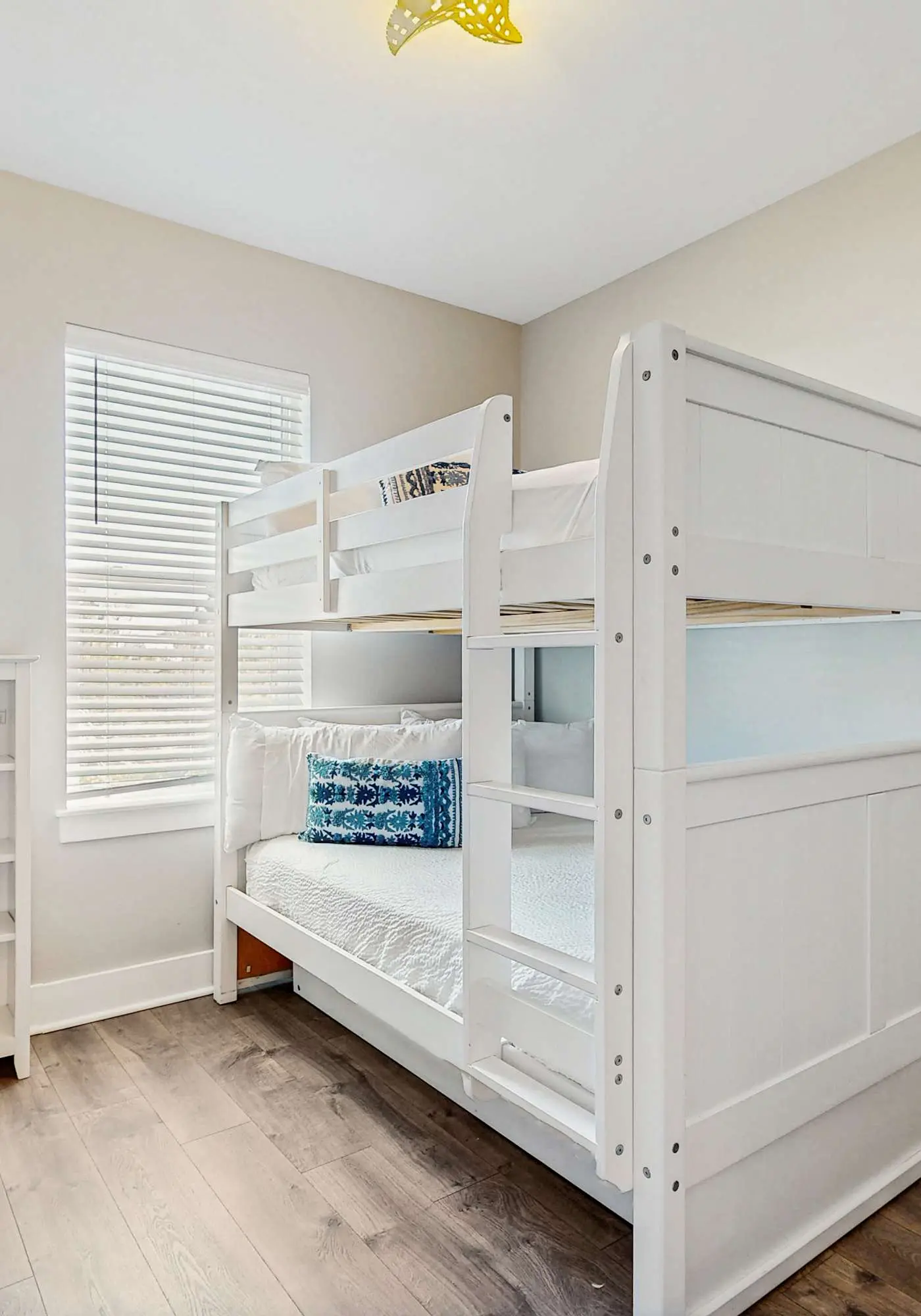 Modern 30A Retreat | Walk/Bike to Beach | Golf Cart