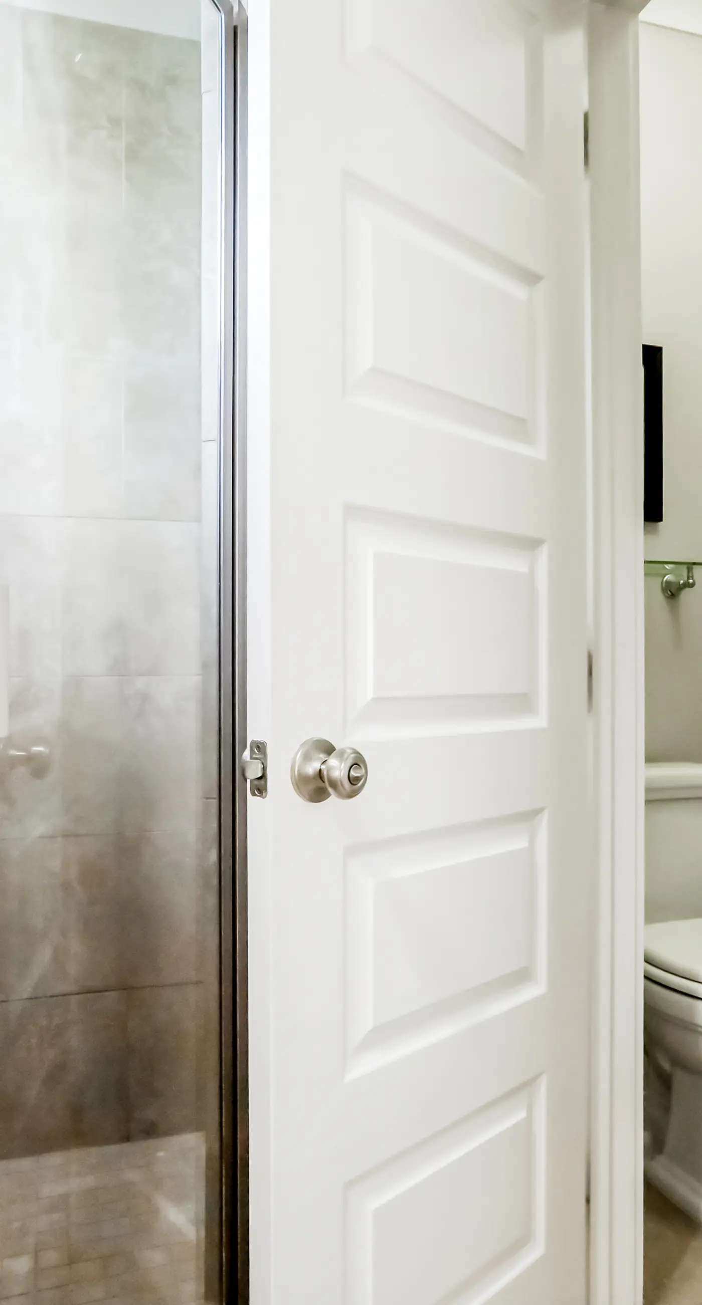 Dog-friendly coastal haven with 3 bikes, pool & easy beach access