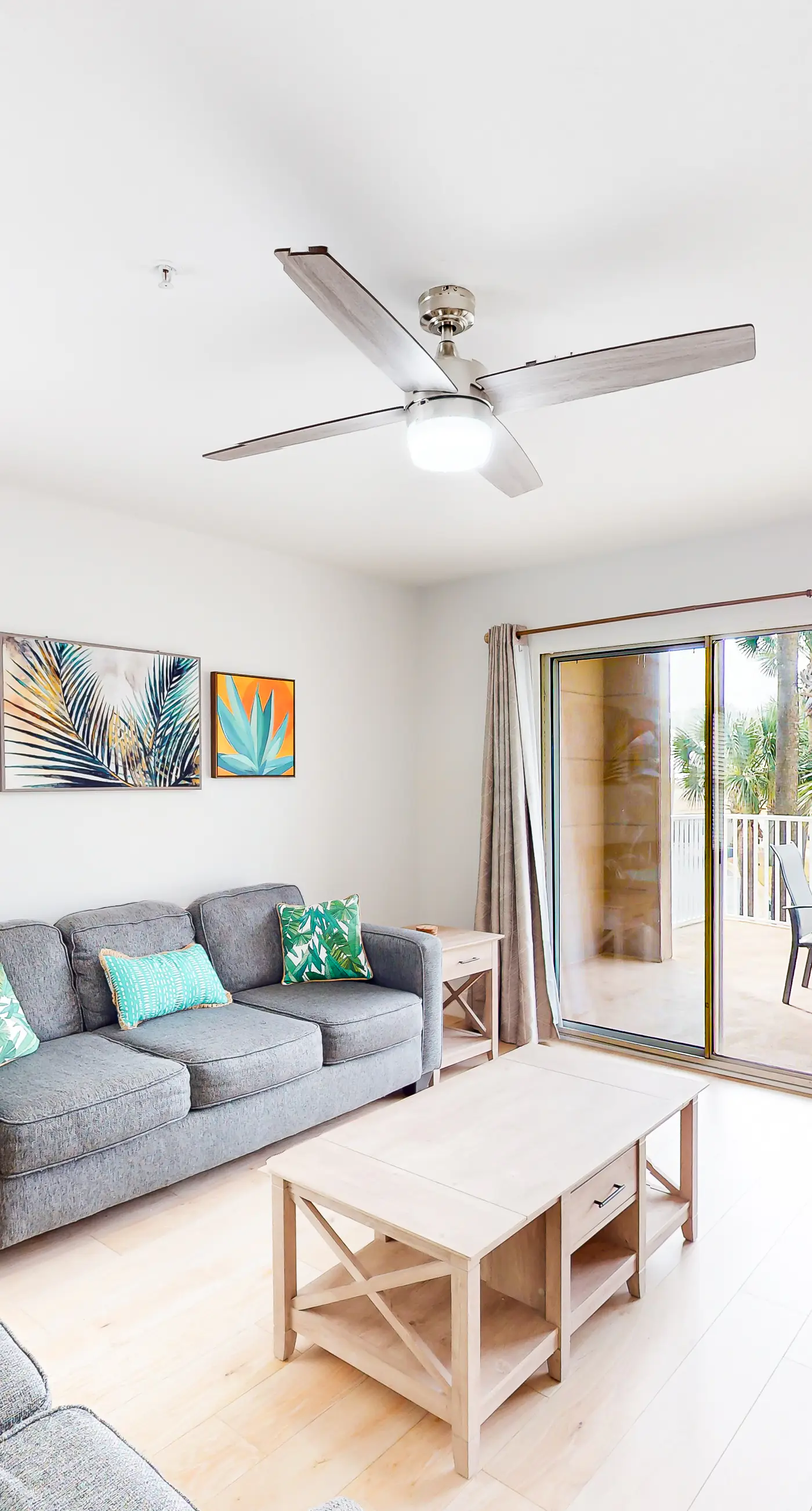 Gulf-view condo near beach with balcony, W&D, pool, gym, & WiFi - snowbirds OK