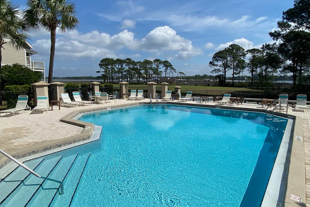Harbour Point #817