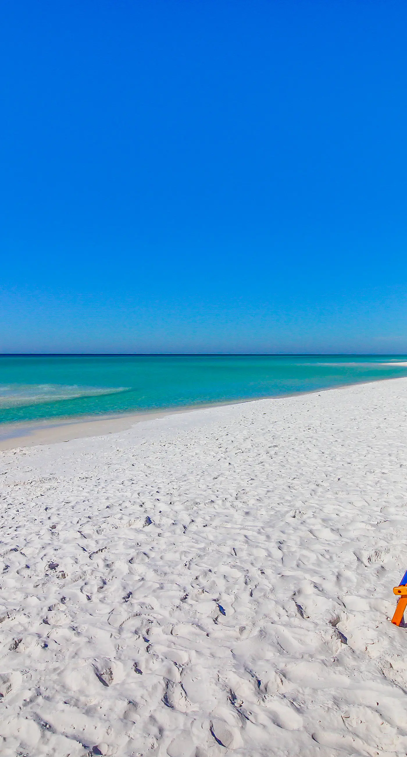Lakefront condo near the beach with shared pool & two balconies - snowbird friendly