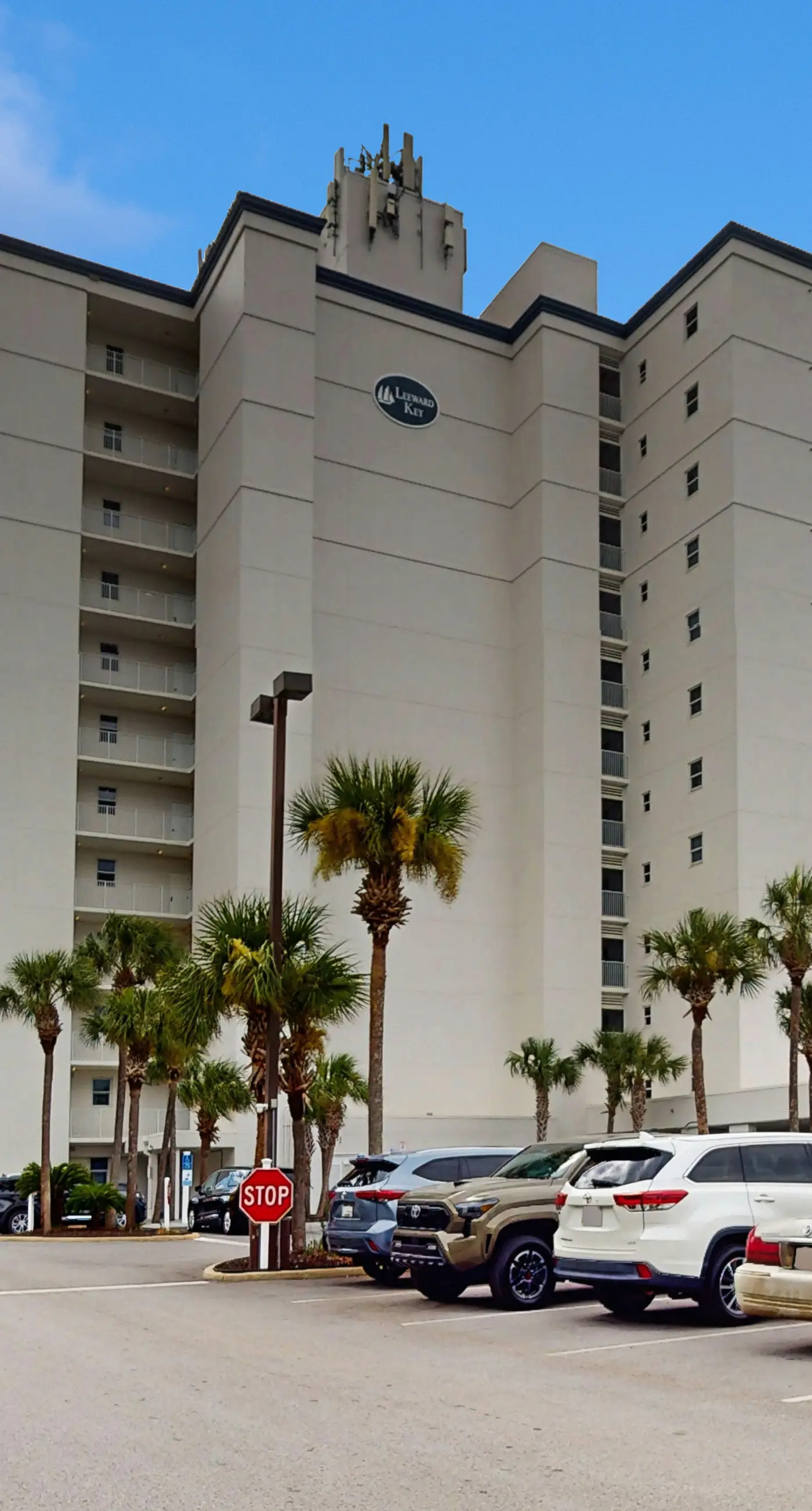 Beautiful and spacious condo with shared pool & beach access