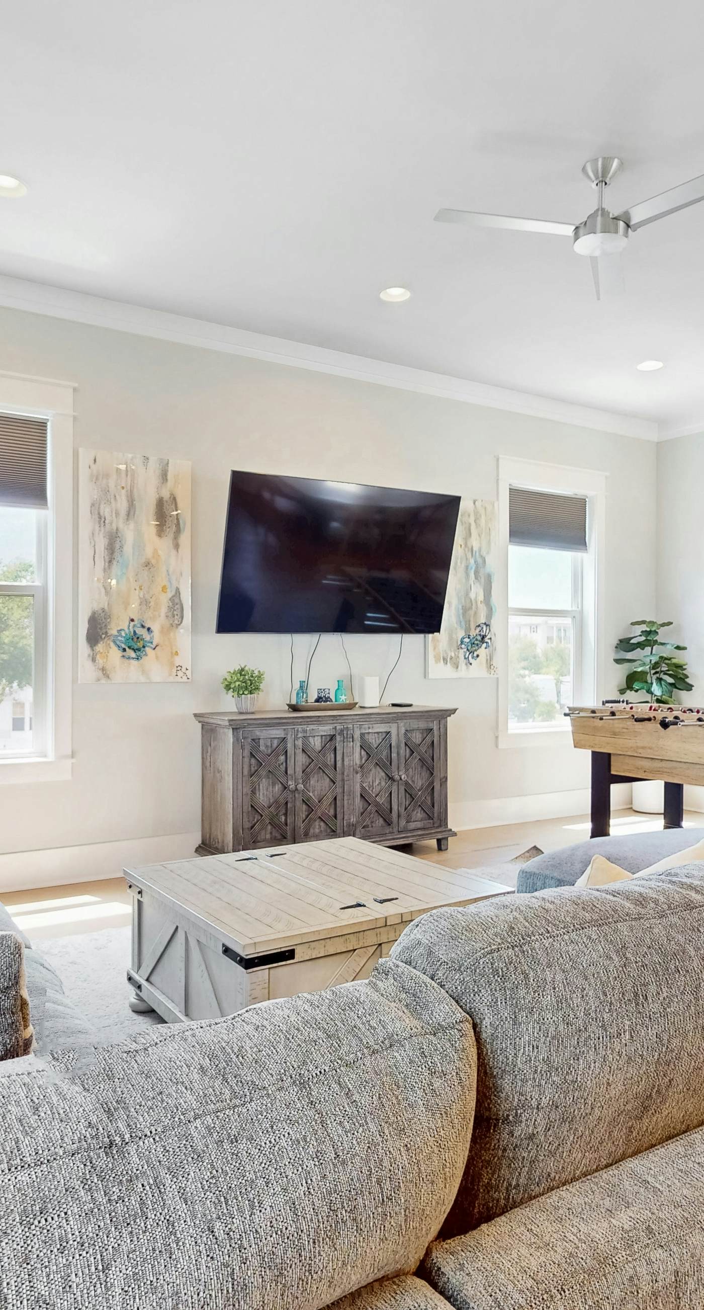 Luxe dog-friendly home - pool access & 5-minute walk to beach