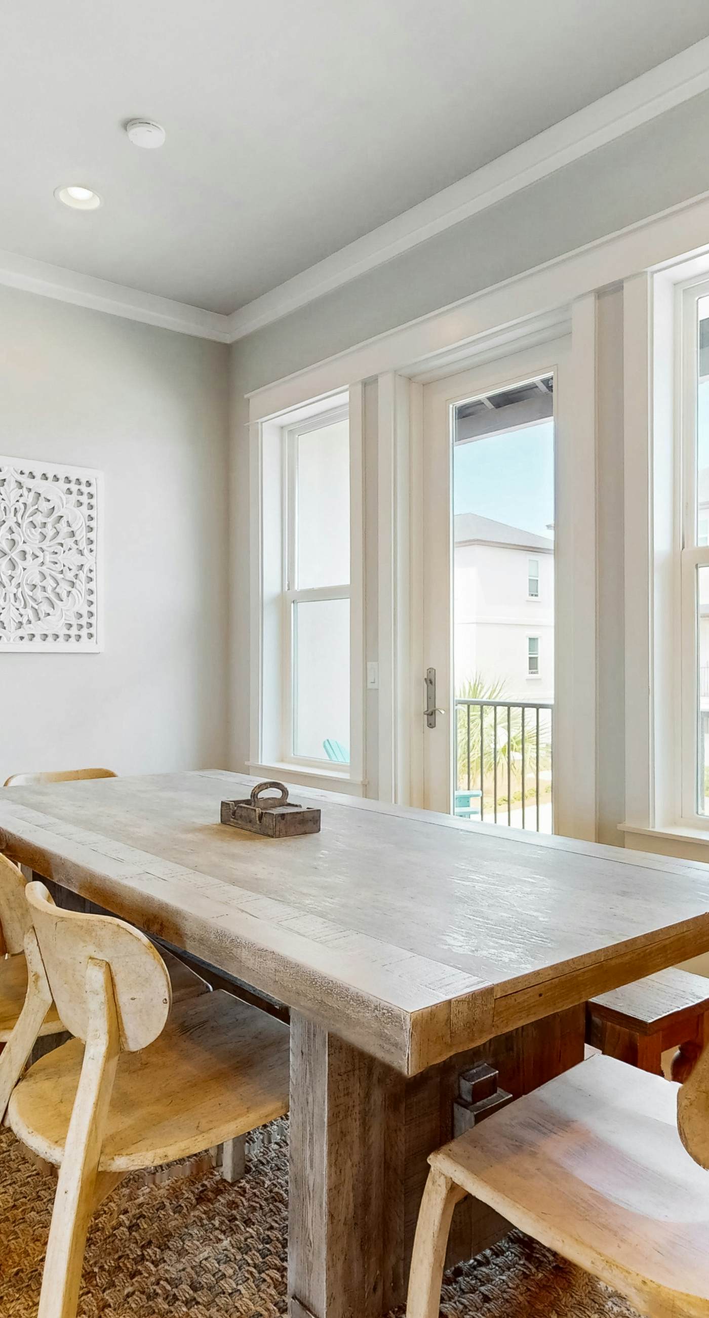 Luxe dog-friendly home - pool access & 5-minute walk to beach