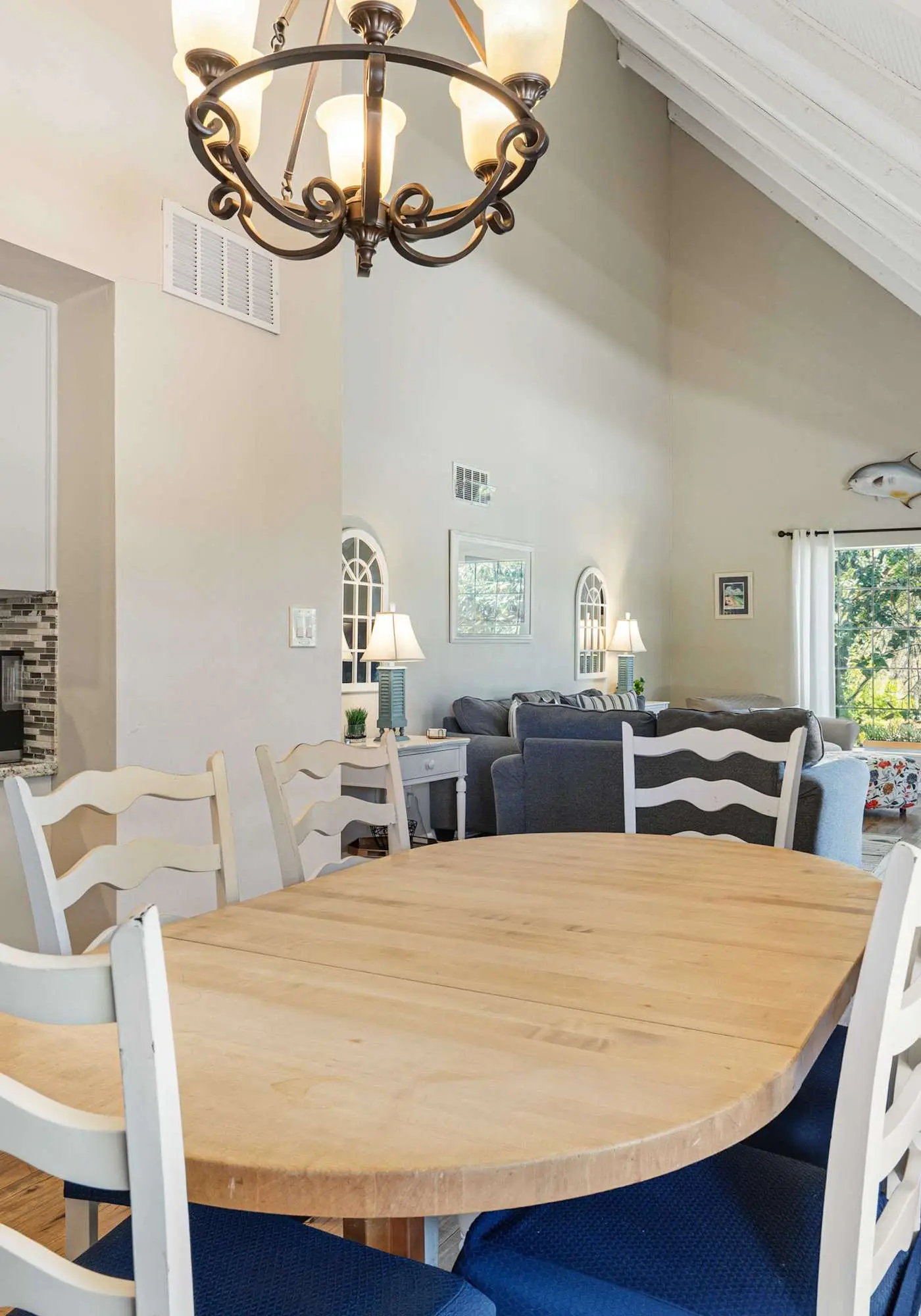 Sunny Seascape Condo with Spacious Balcony - Pools, Golf & Tennis