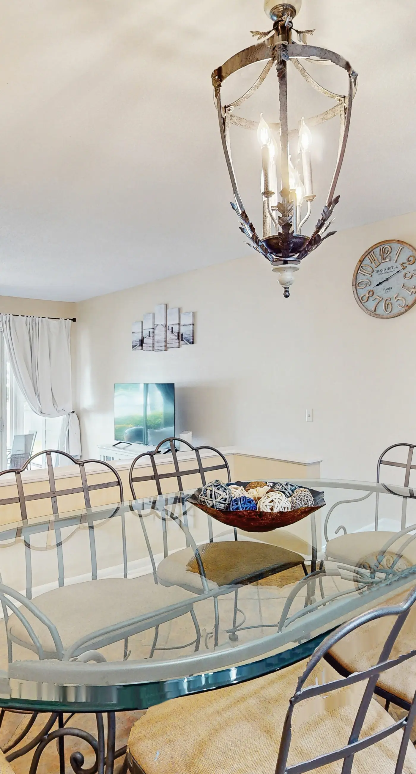 Waterfront townhome with pools, tennis & beach access