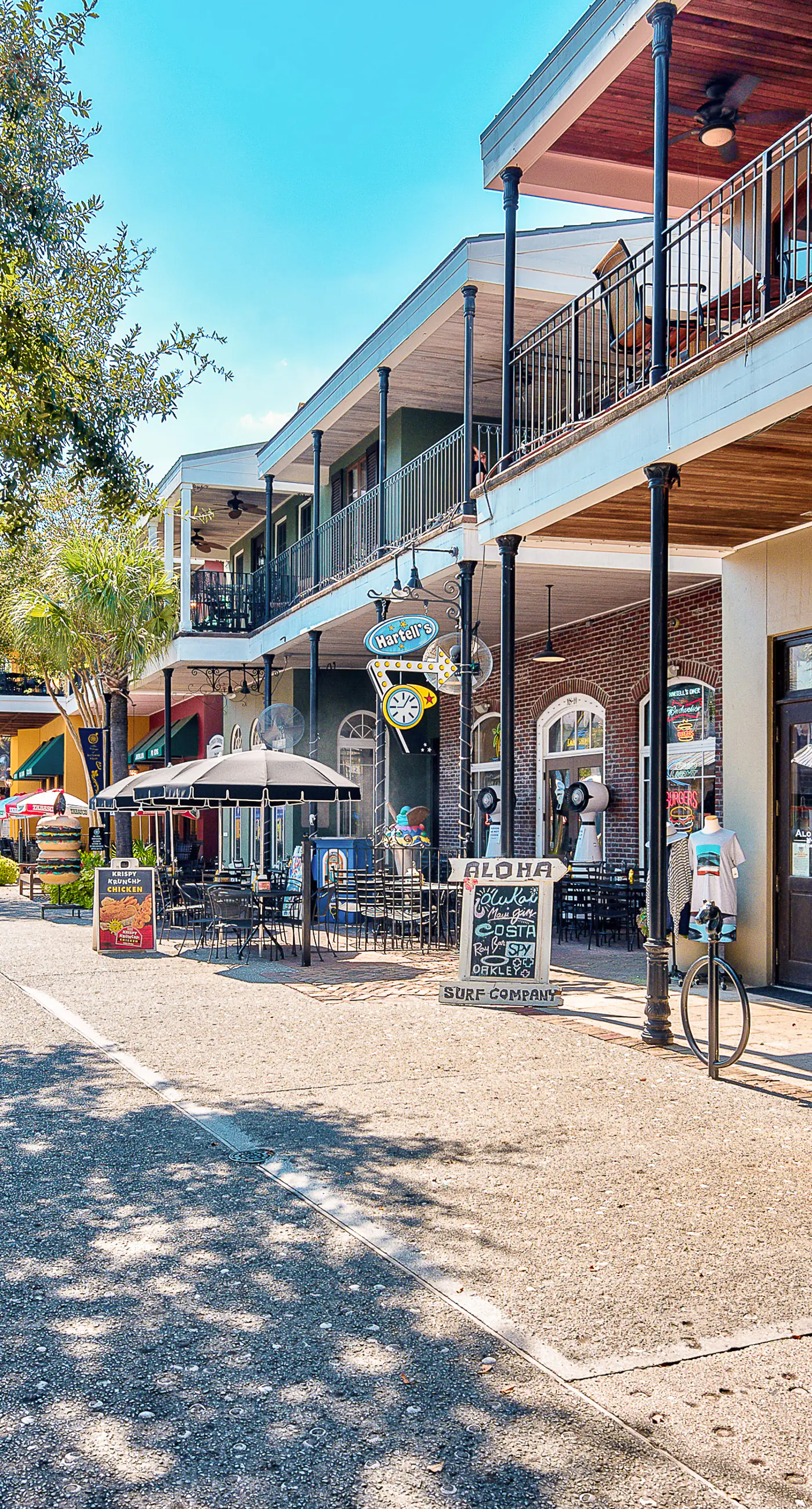 Waterfront townhome with pools, tennis & beach access