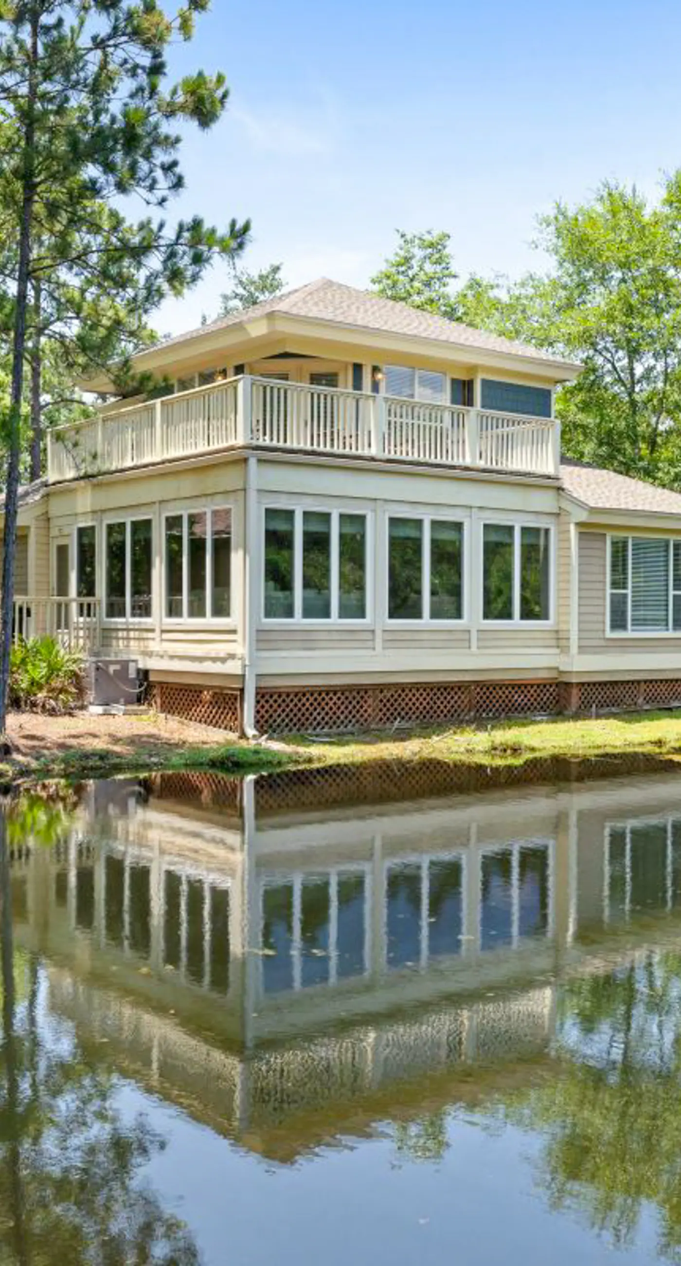 Gorgeous coastal home with shared pool, beach access and golf