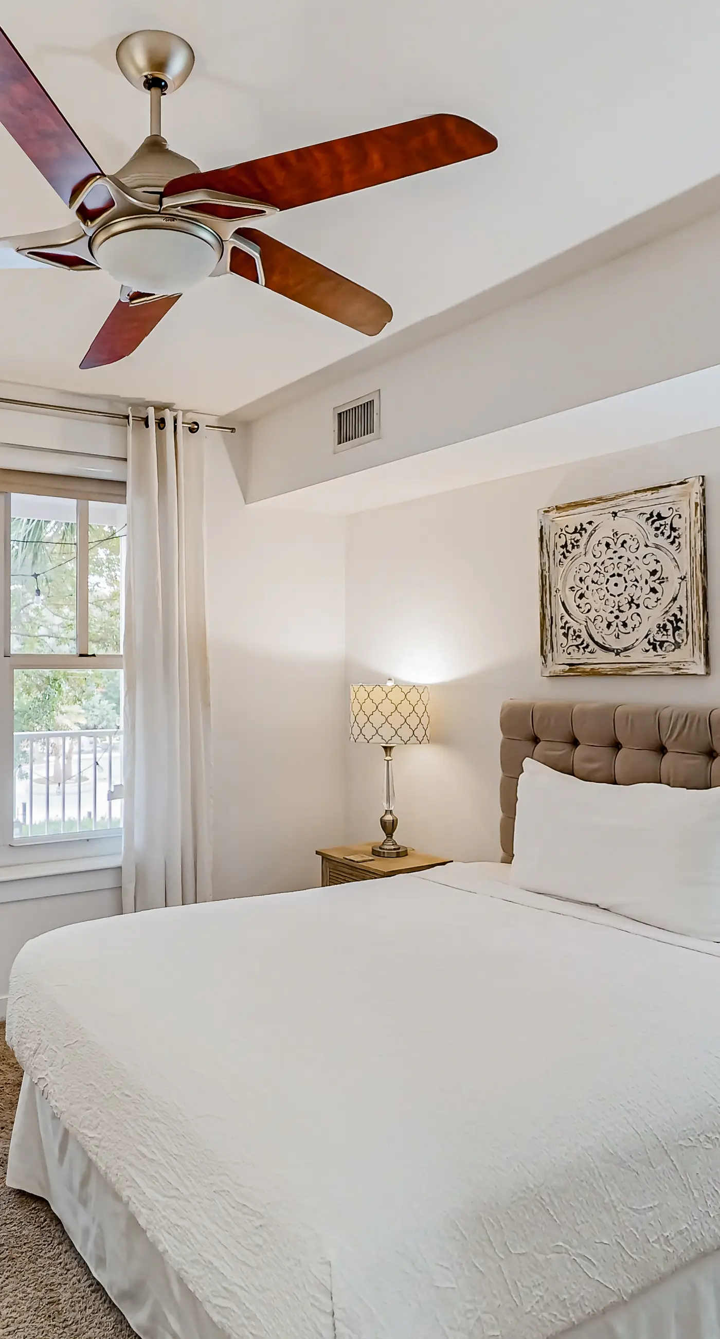 Elegant condo at the Village of Baytowne Wharf with pool, hot tub, & tennis